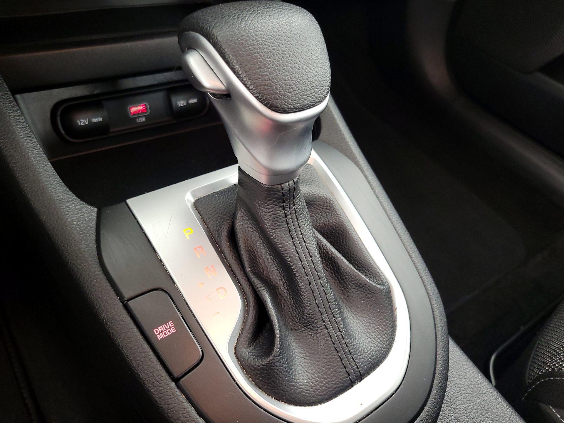 Thumbnail: 2023 Kia Forte - 17