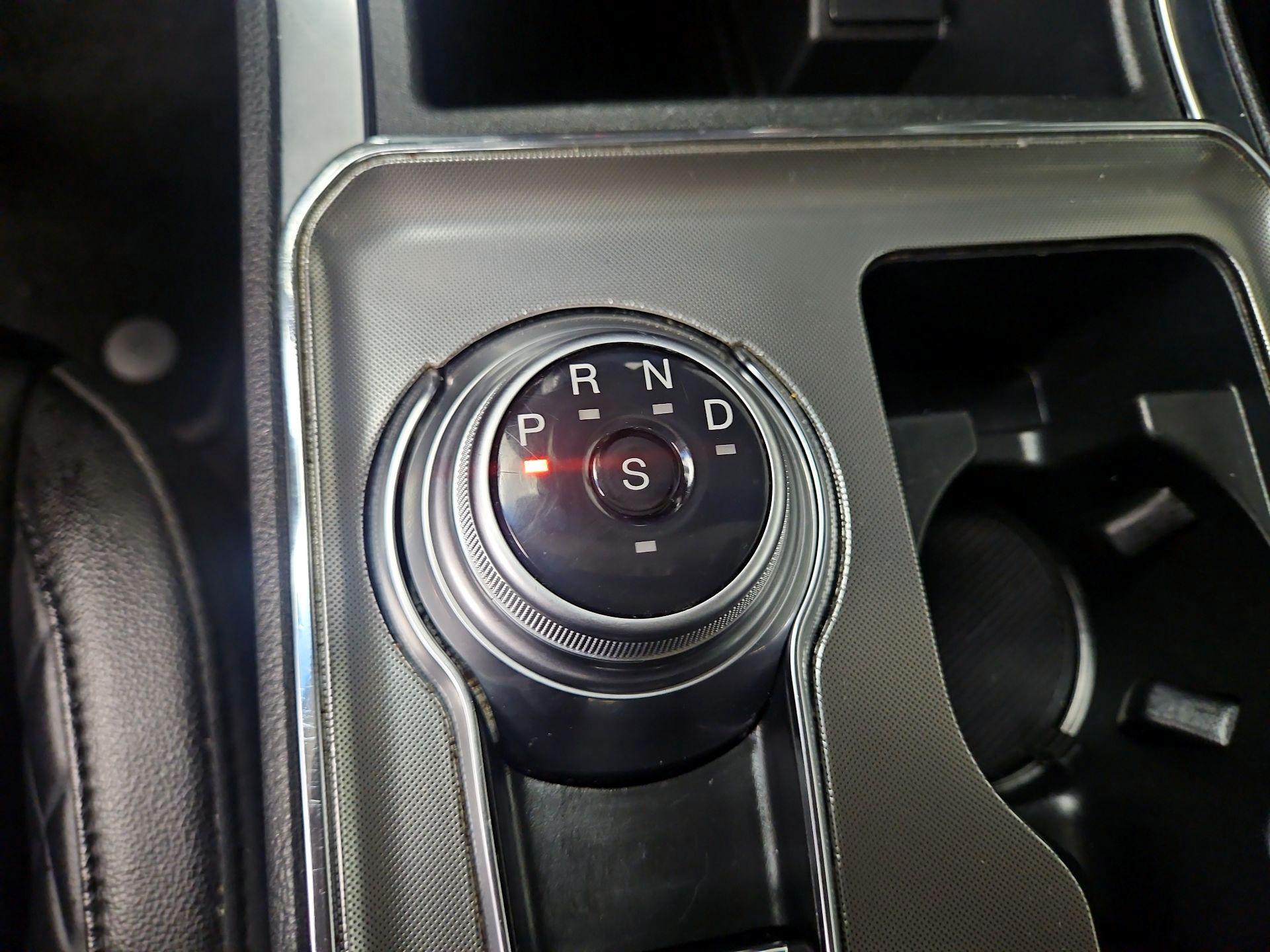 Thumbnail: 2024 Ford Edge - 17