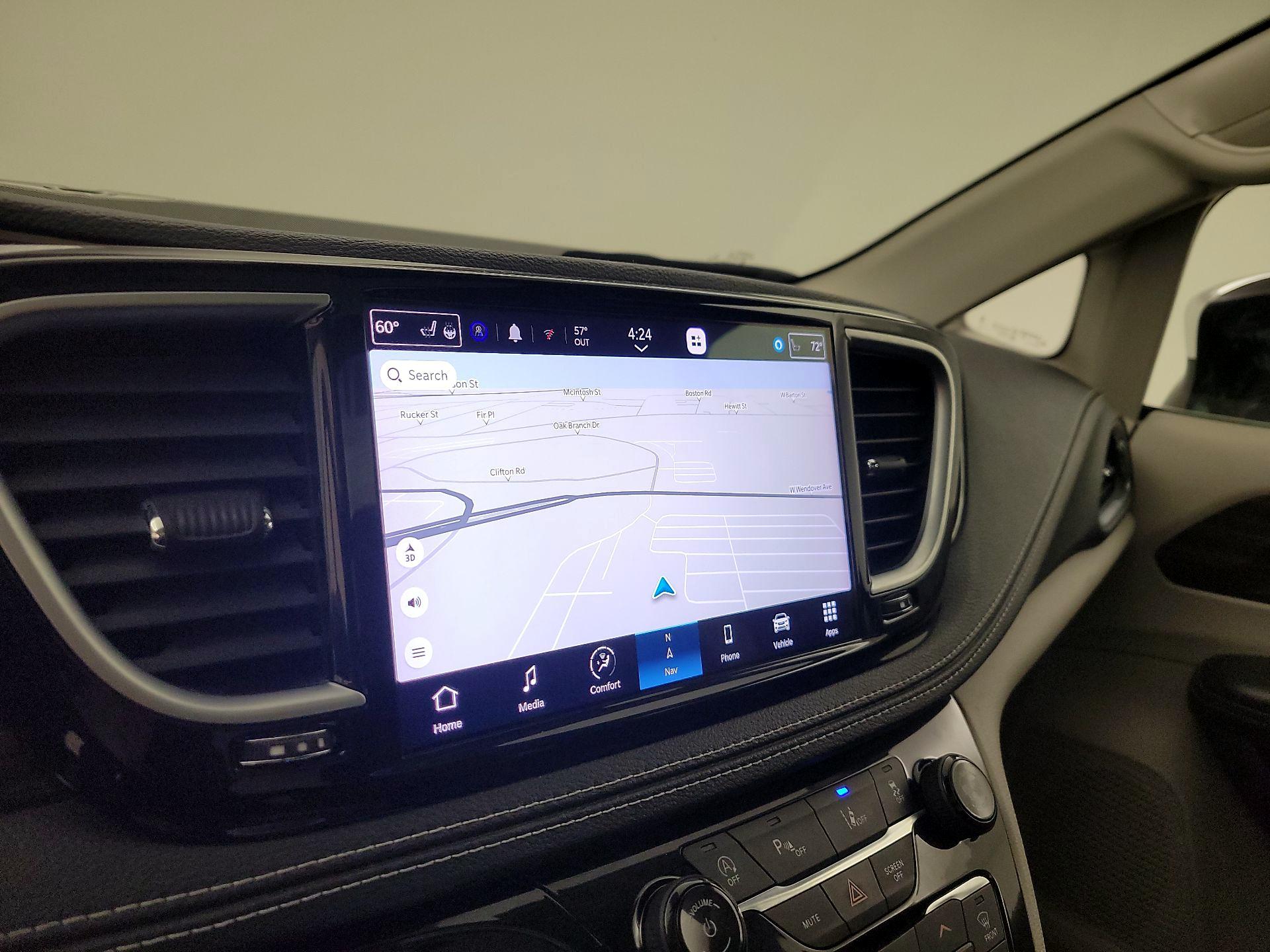 Thumbnail: 2023 Chrysler Pacifica - 14