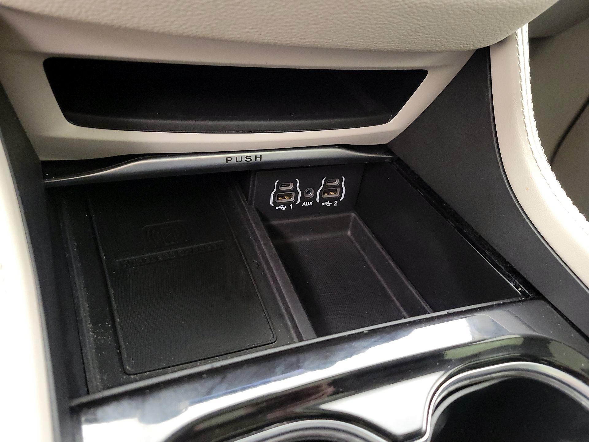 Thumbnail: 2023 Chrysler Pacifica - 19