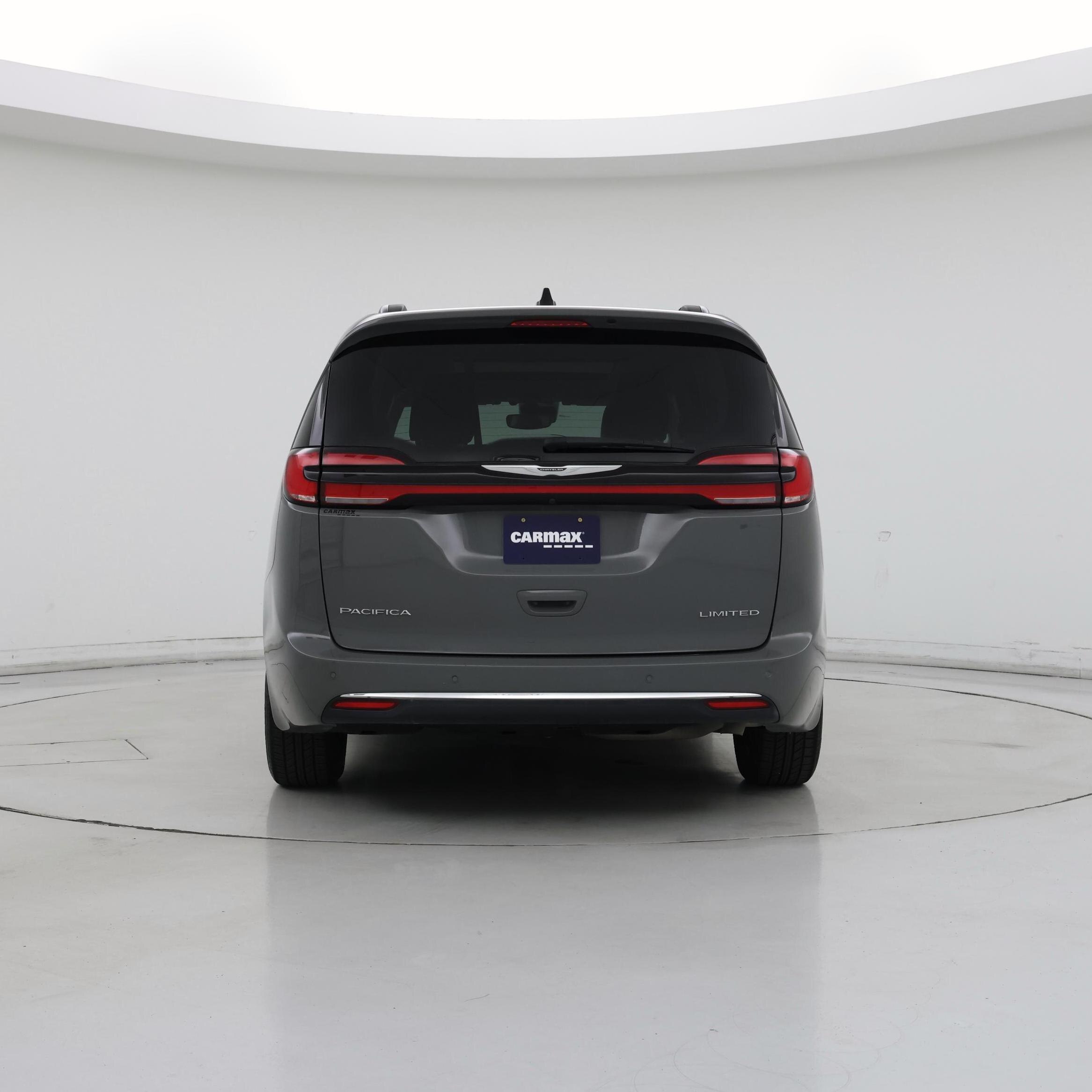 Thumbnail: 2023 Chrysler Pacifica - 6