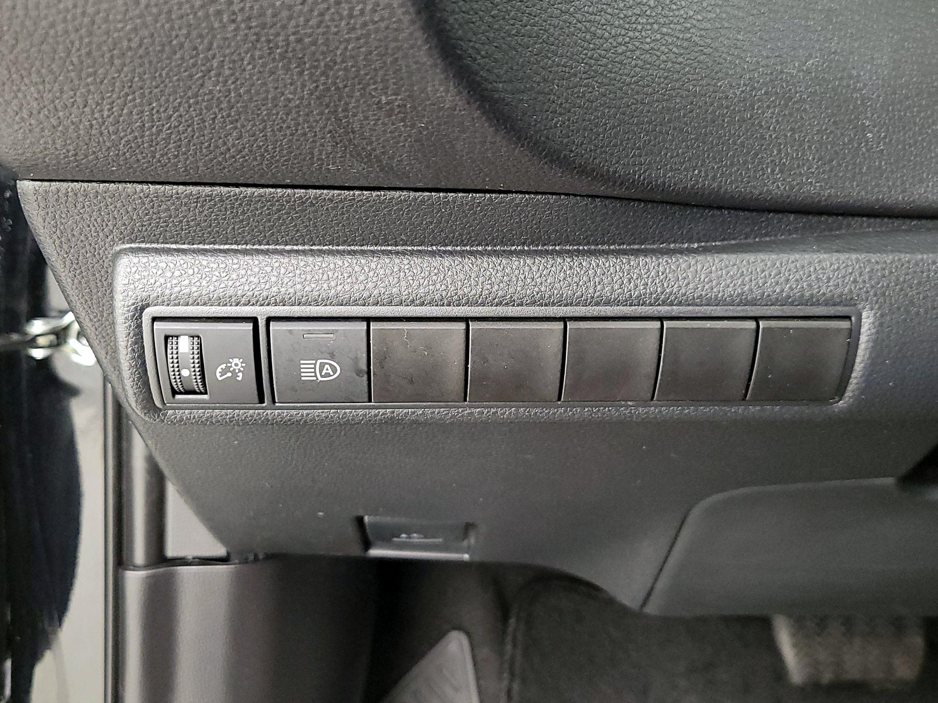 Thumbnail: 2024 Toyota Corolla - 13