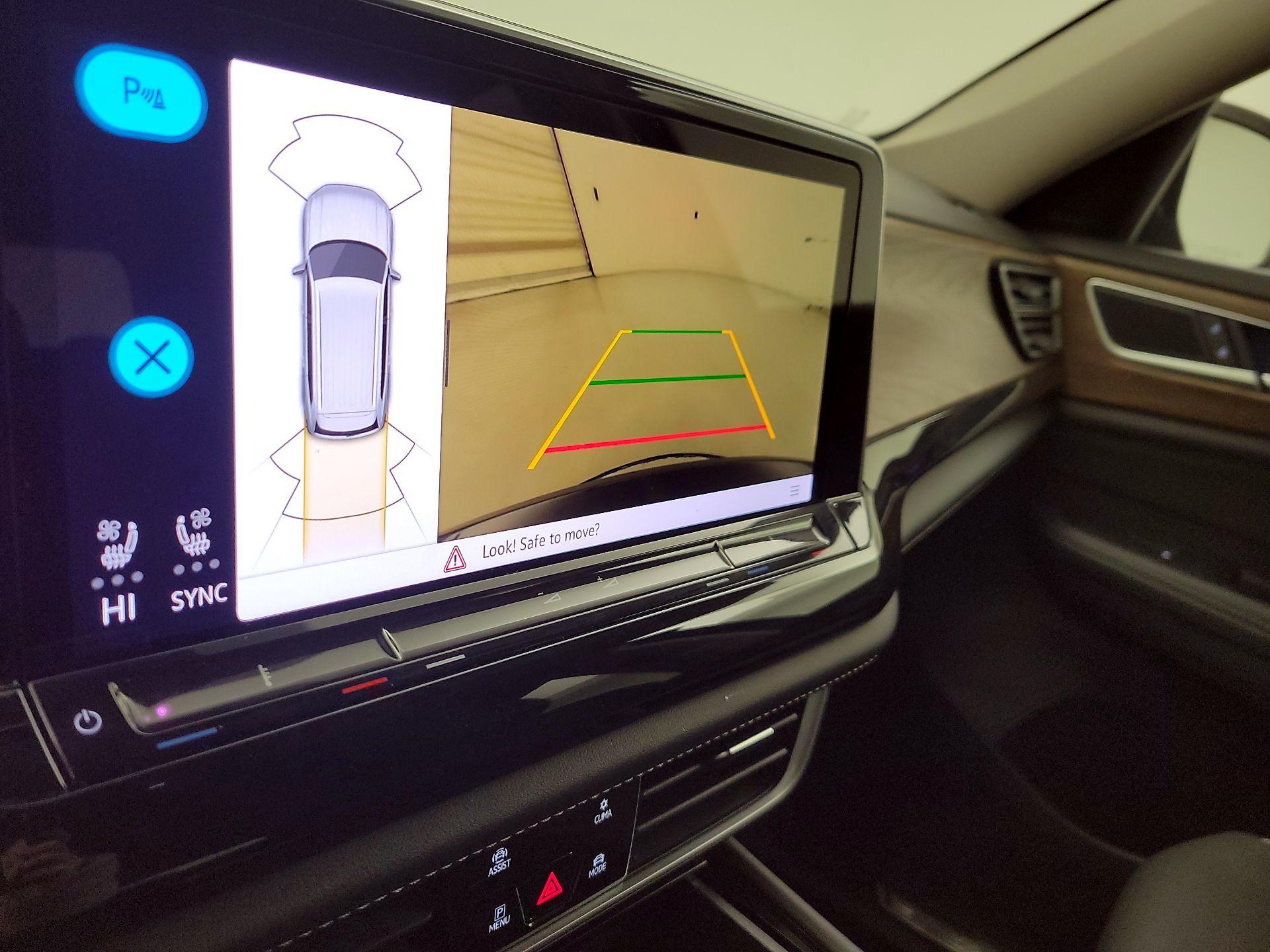 Thumbnail: 2024 Volkswagen Atlas - 14