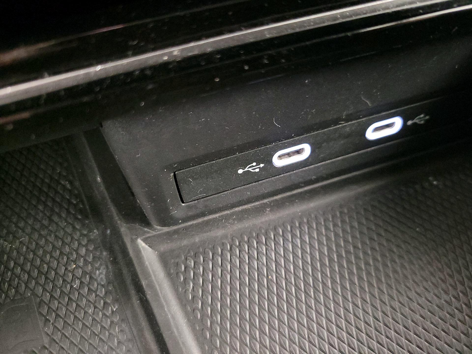 Thumbnail: 2024 Volkswagen Atlas - 18