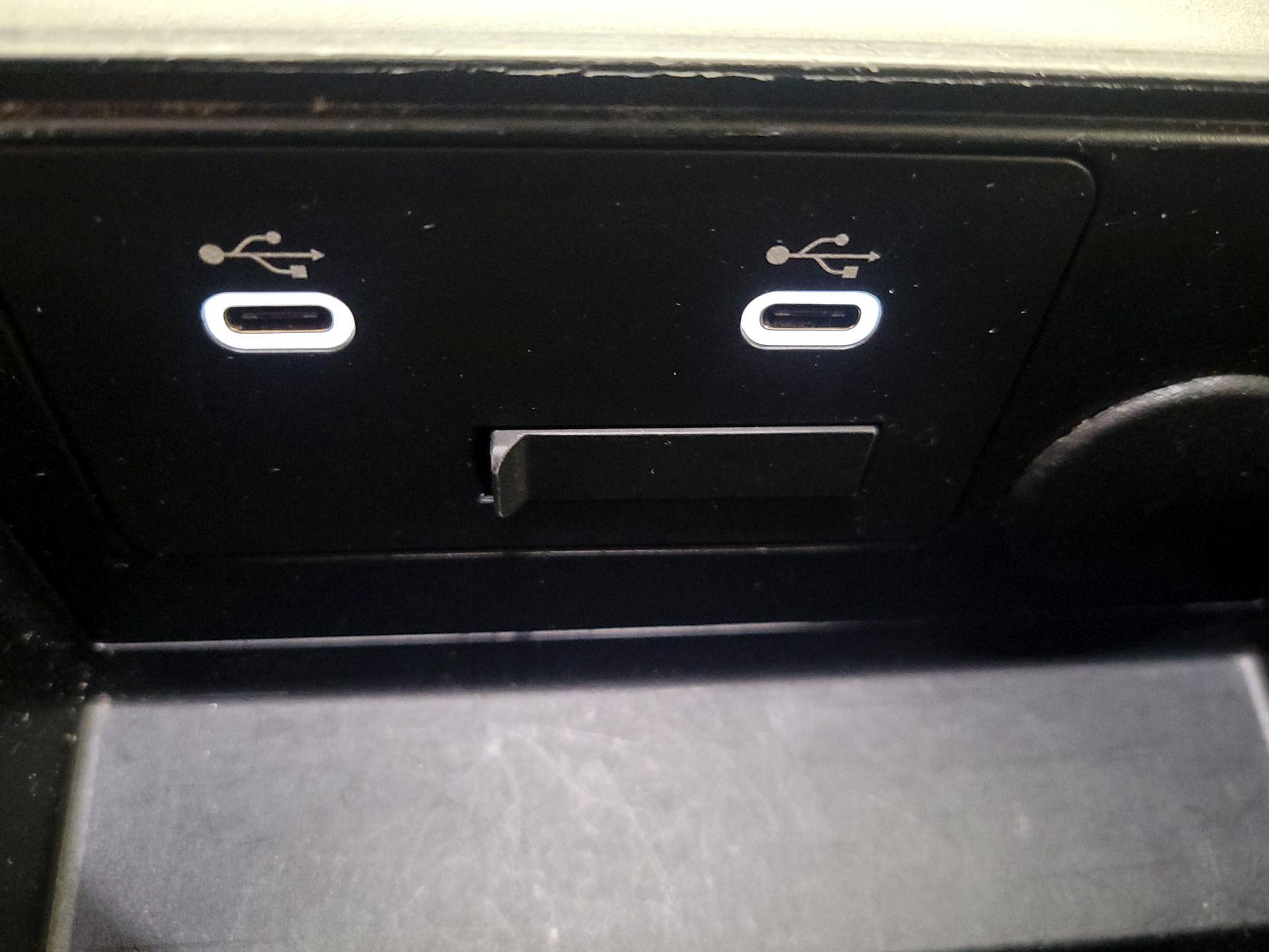 Thumbnail: 2024 Mazda Mazda3 - 18