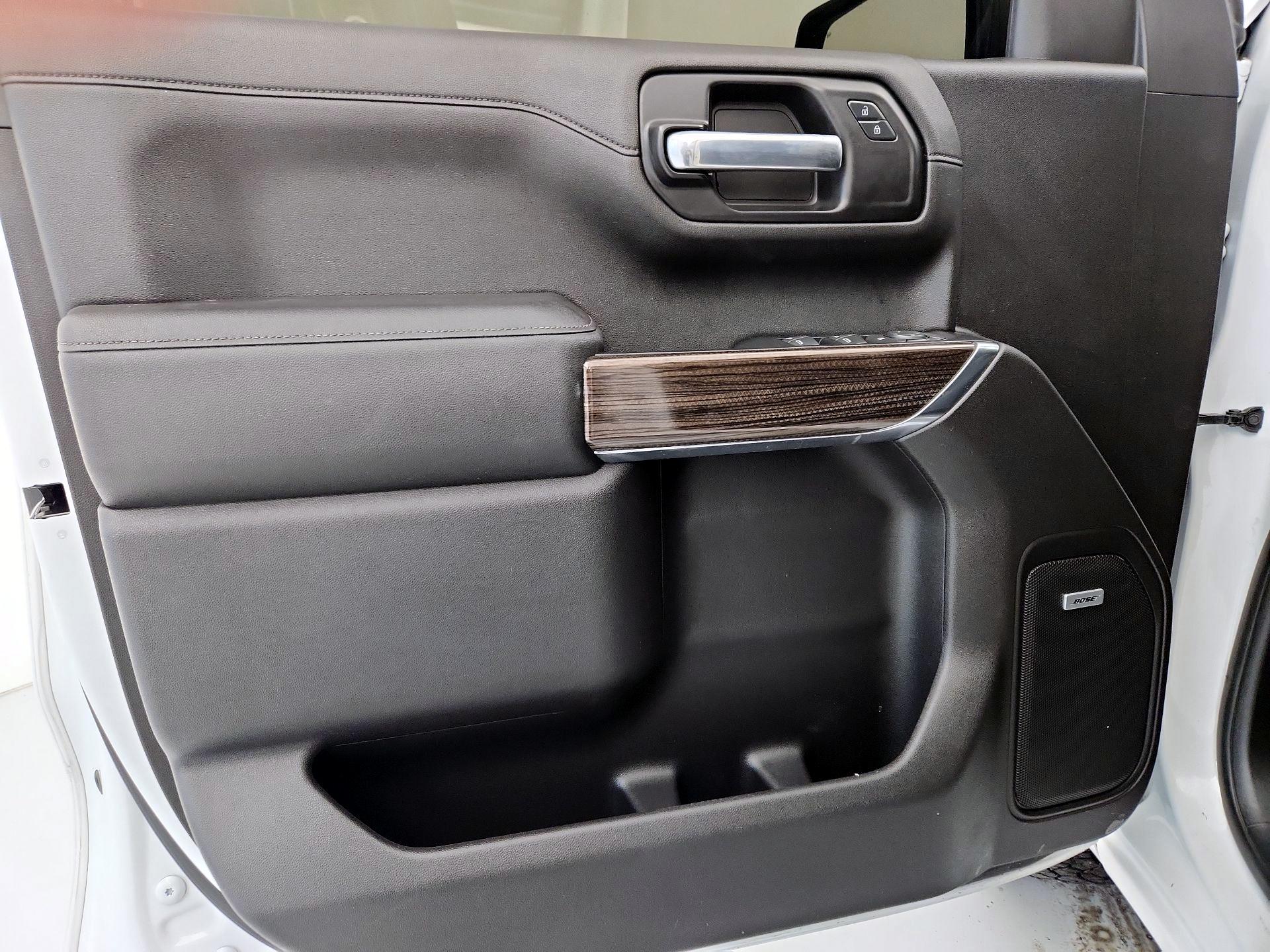 Thumbnail: 2020 Chevrolet Silverado 1500 - 12