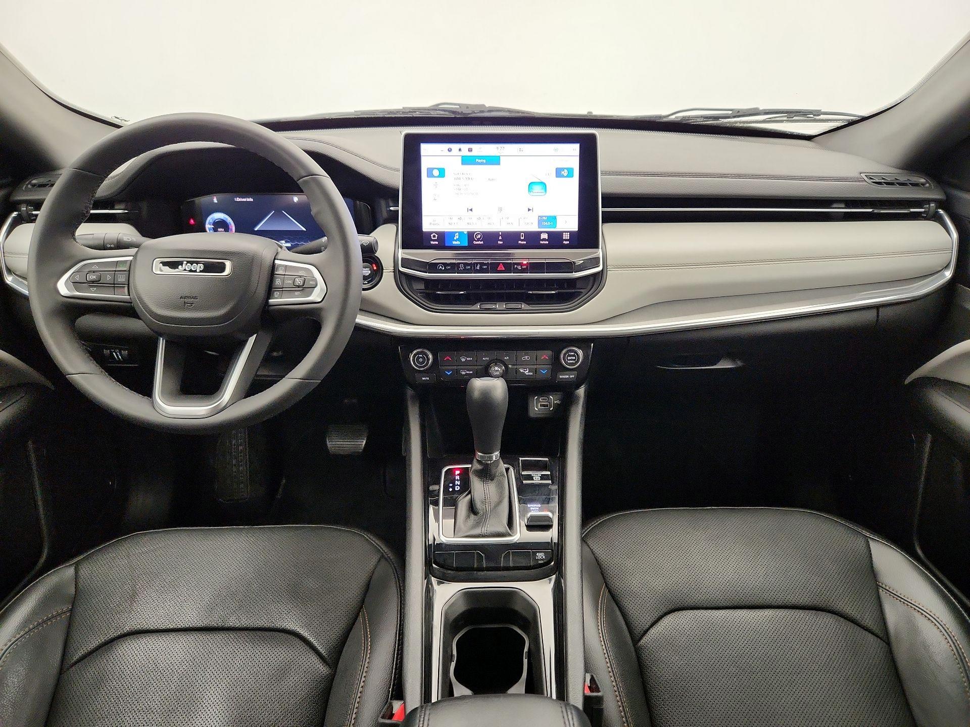 Thumbnail: 2023 Jeep Compass - 9