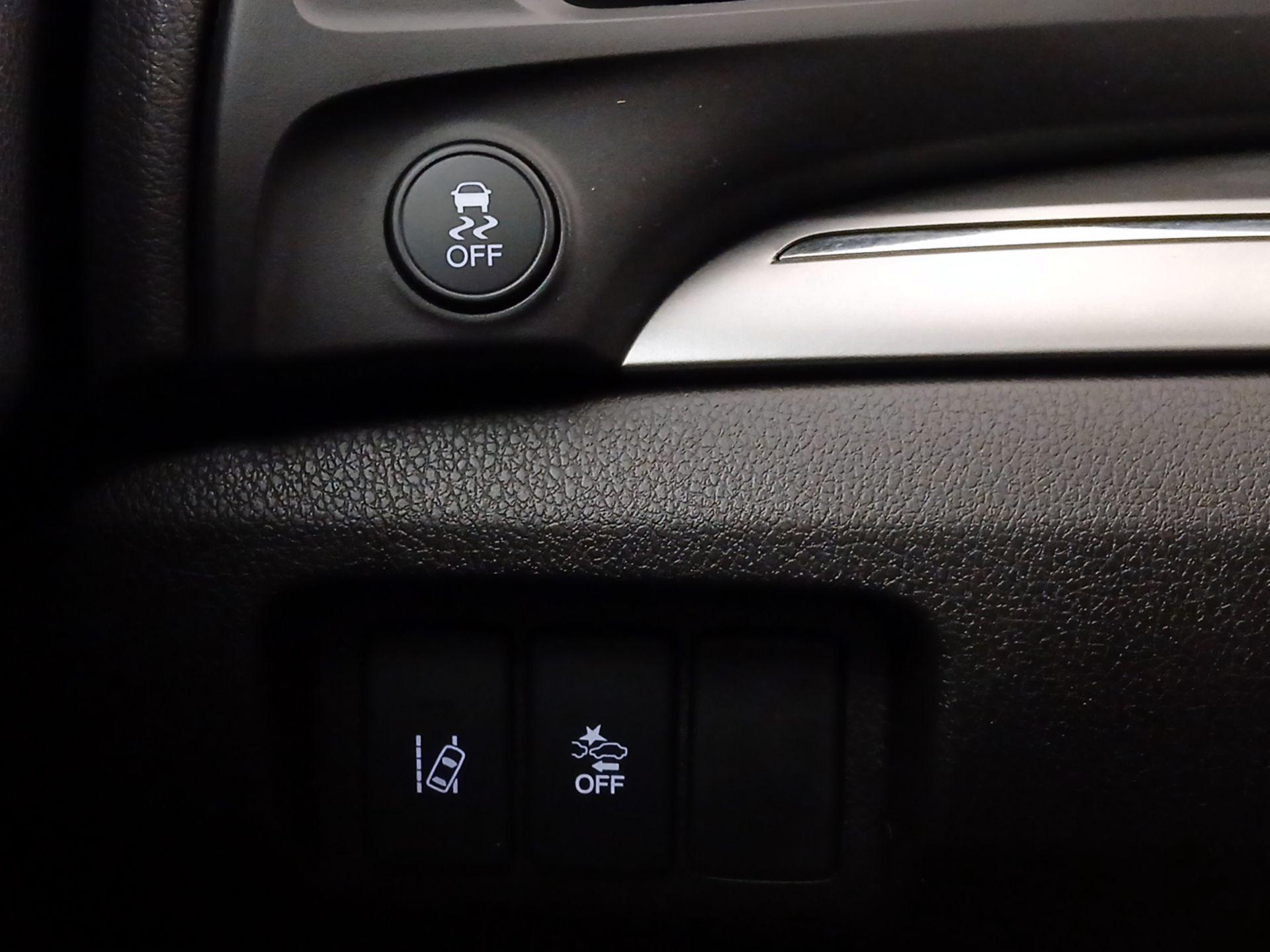 Thumbnail: 2020 Acura ILX - 13