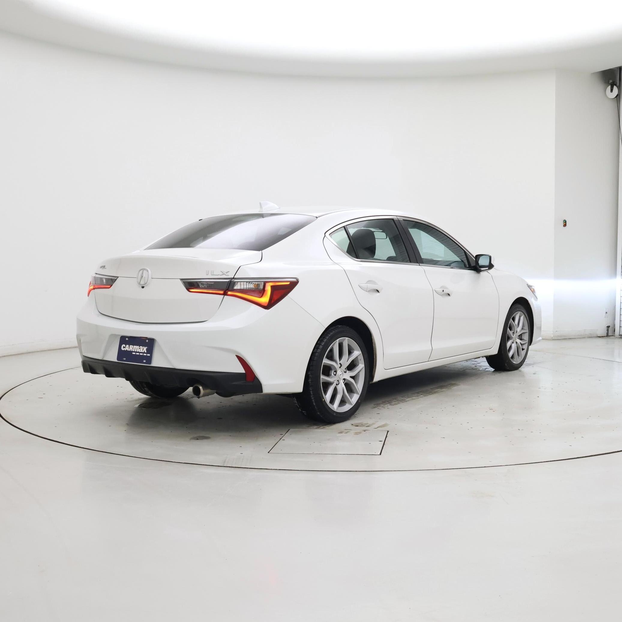 Thumbnail: 2020 Acura ILX - 8