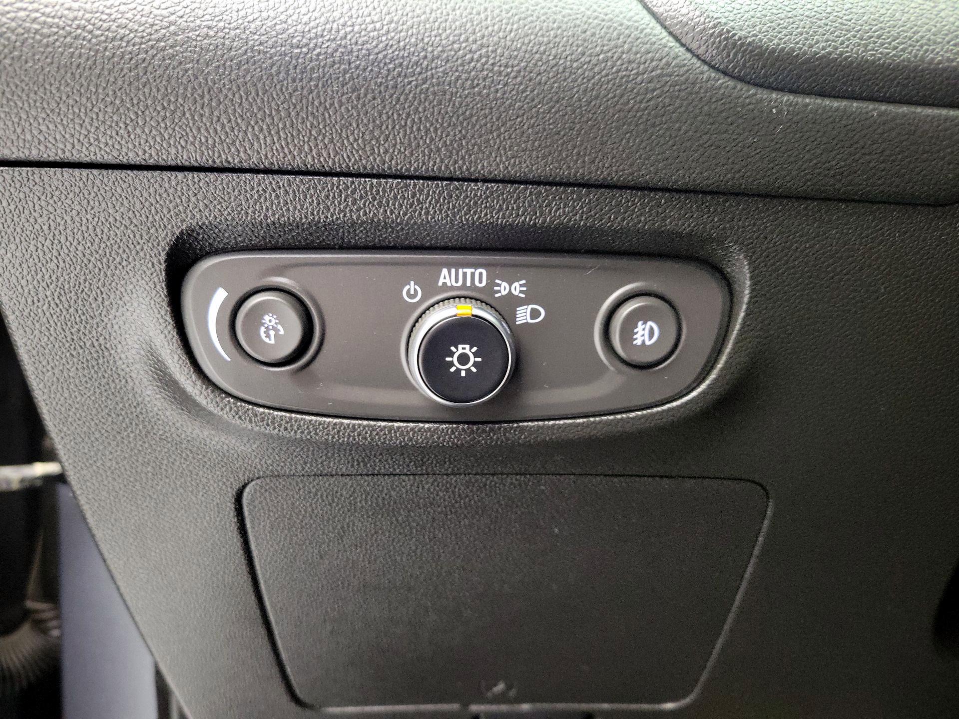 Thumbnail: 2022 Buick Encore GX - 13