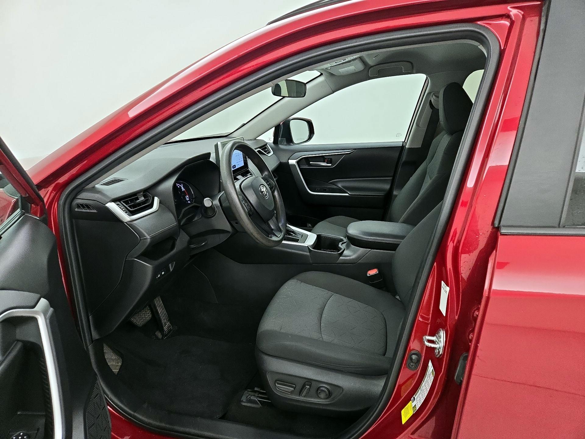 Thumbnail: 2023 Toyota RAV4 - 11