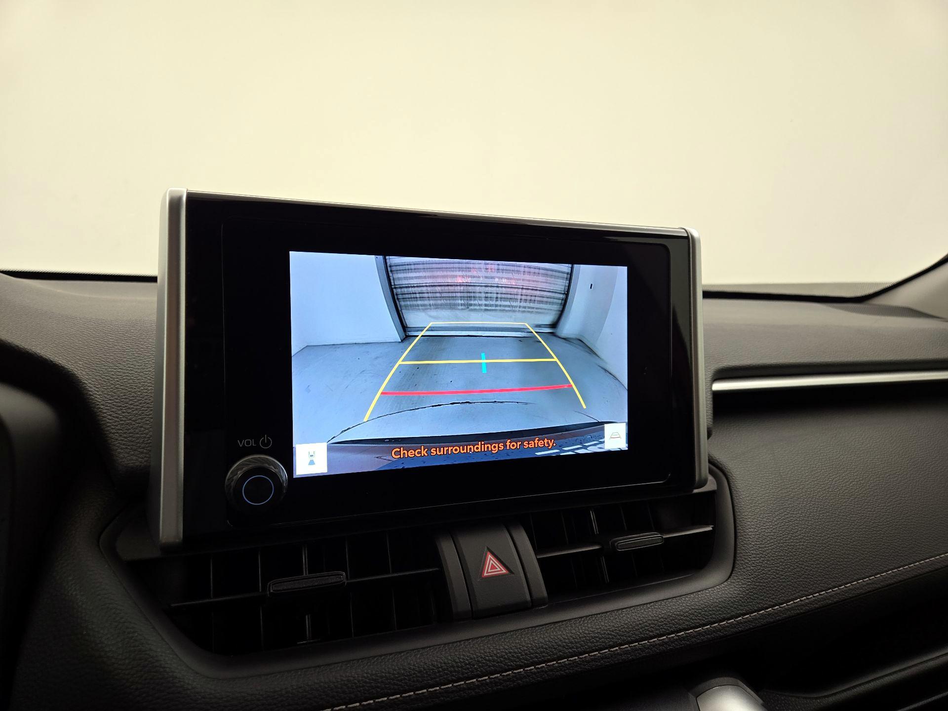 Thumbnail: 2023 Toyota RAV4 - 14