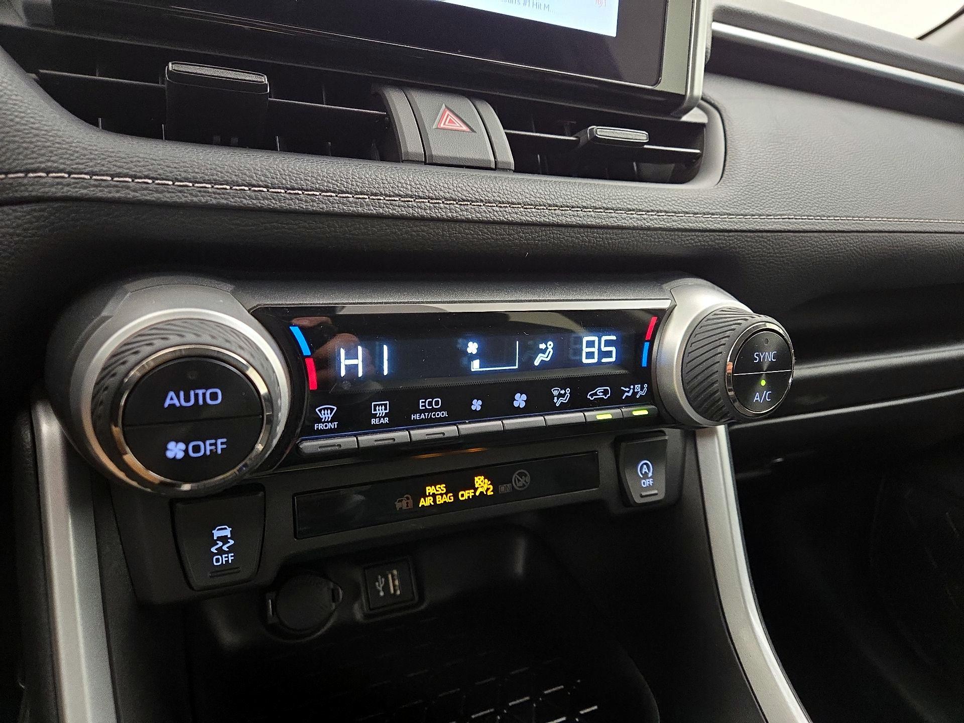 Thumbnail: 2023 Toyota RAV4 - 16