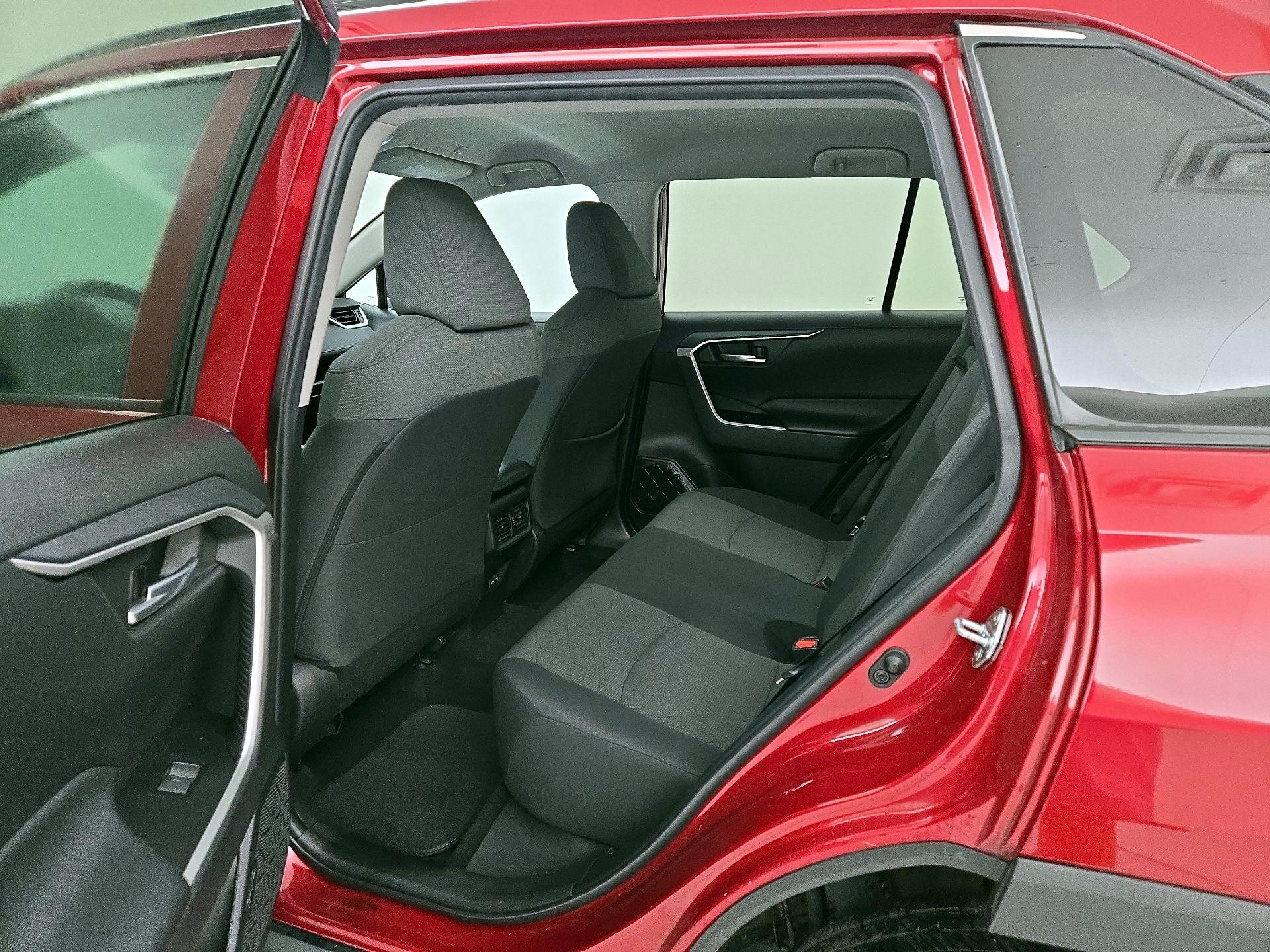 Thumbnail: 2023 Toyota RAV4 - 19