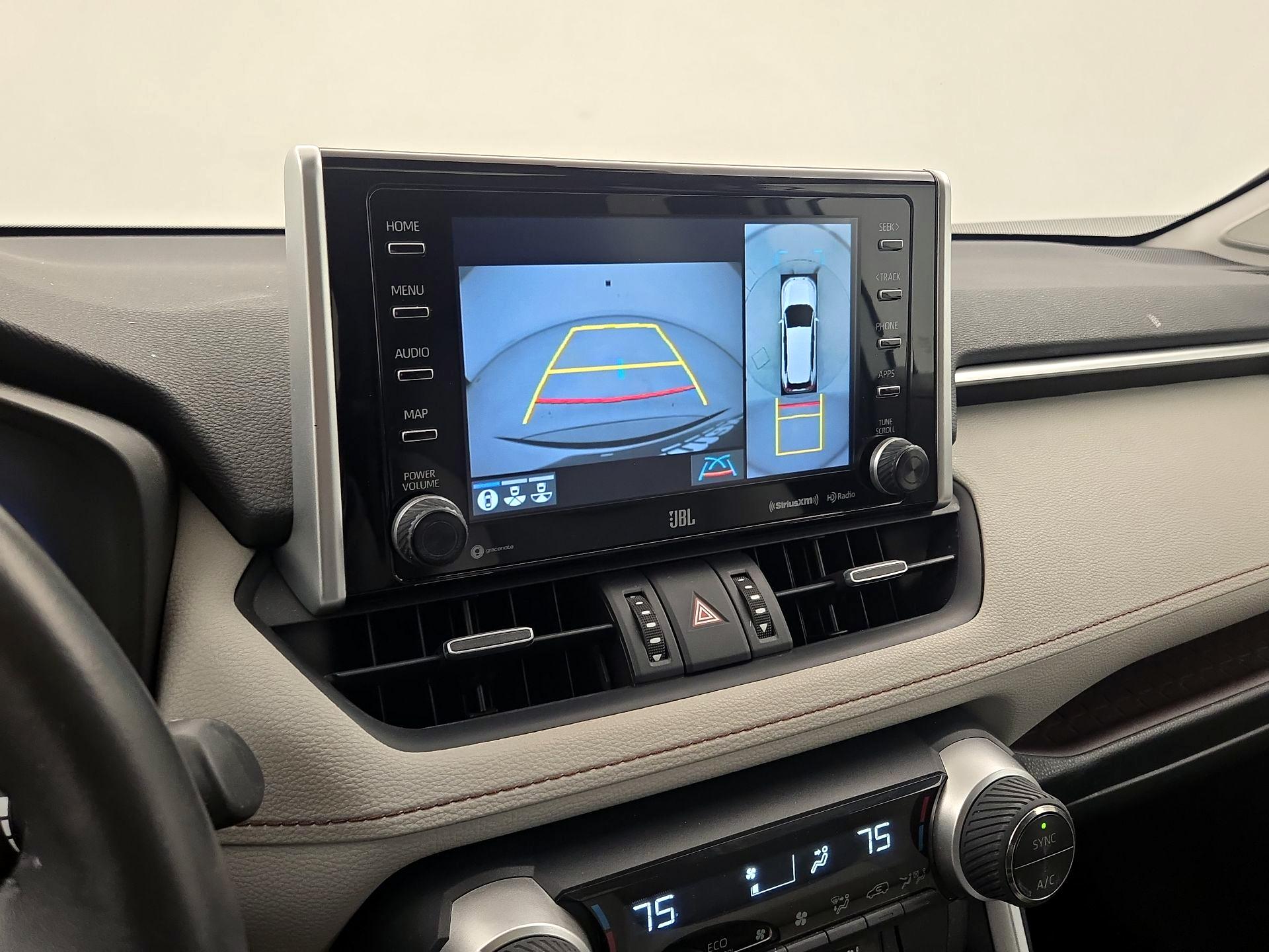 Thumbnail: 2019 Toyota RAV4 - 15