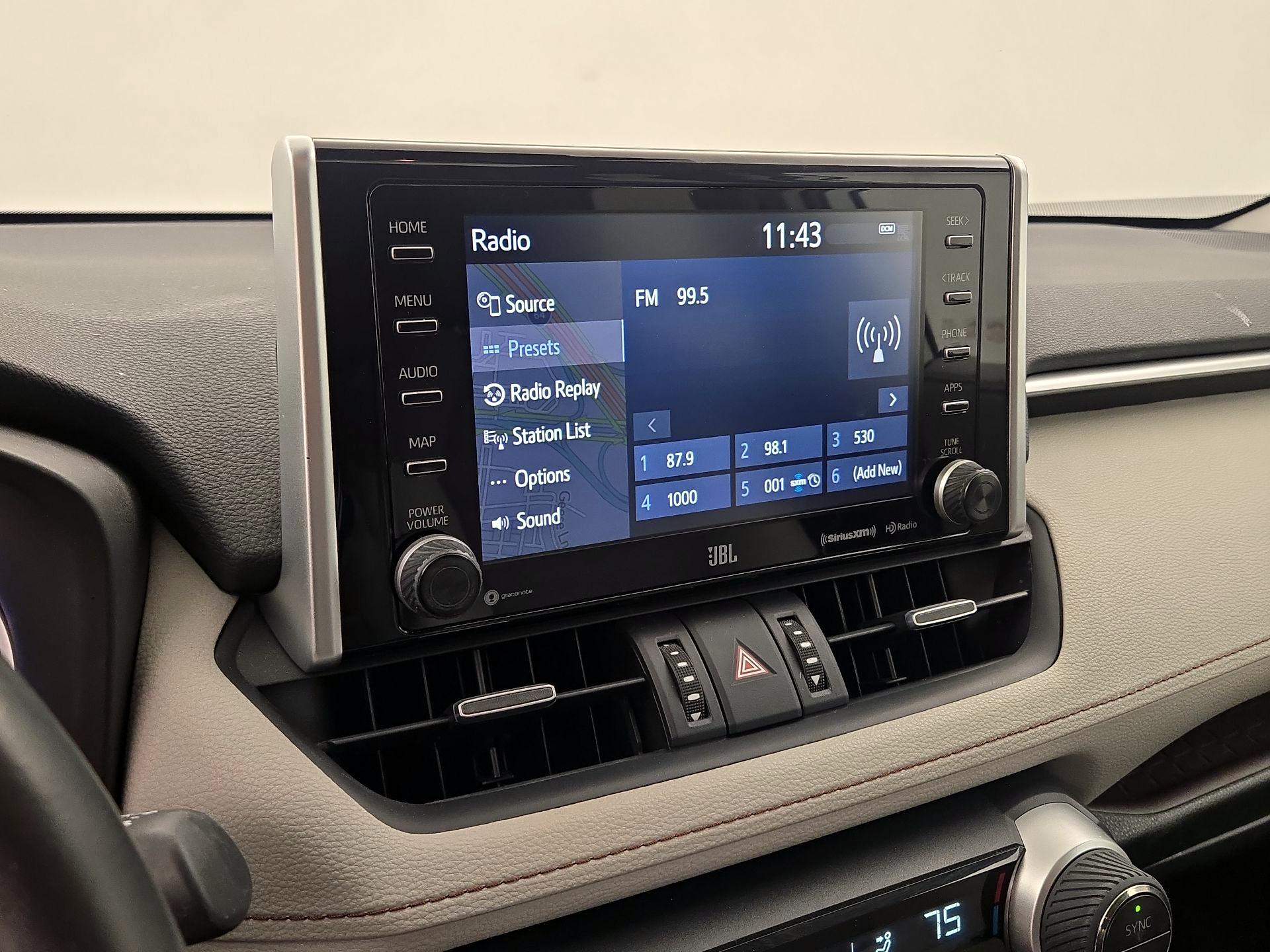 Thumbnail: 2019 Toyota RAV4 - 16