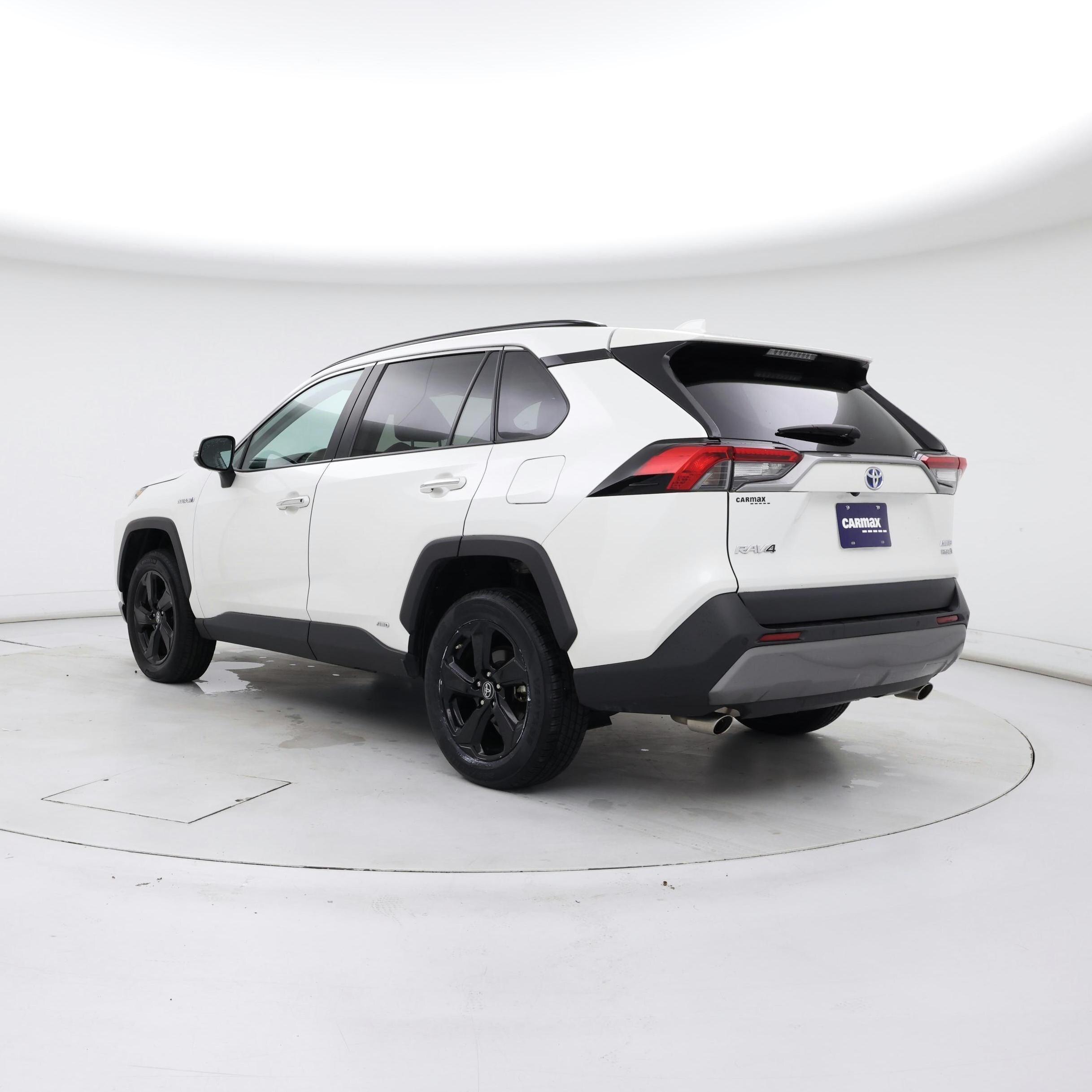 Thumbnail: 2019 Toyota RAV4 - 2
