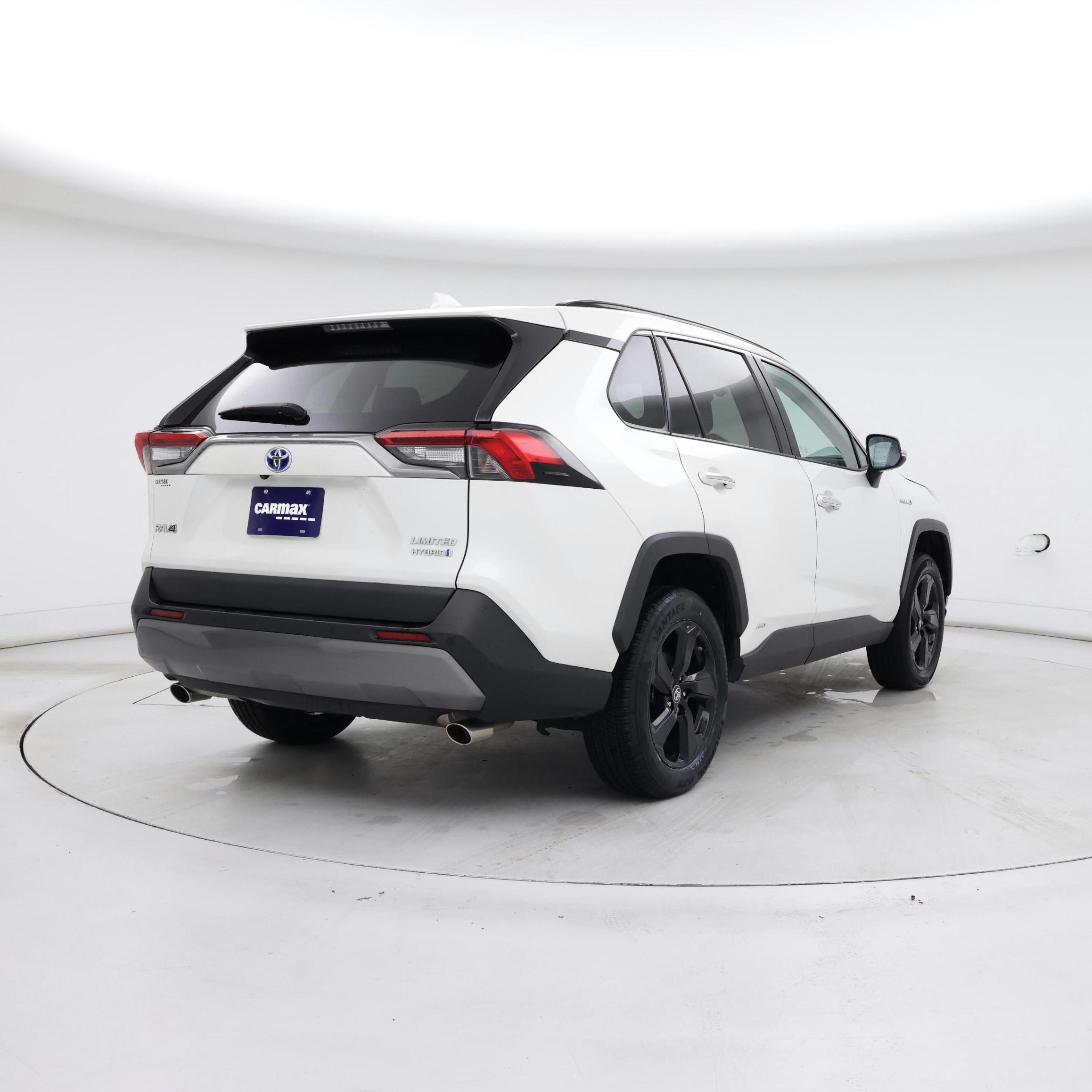 Thumbnail: 2019 Toyota RAV4 - 8