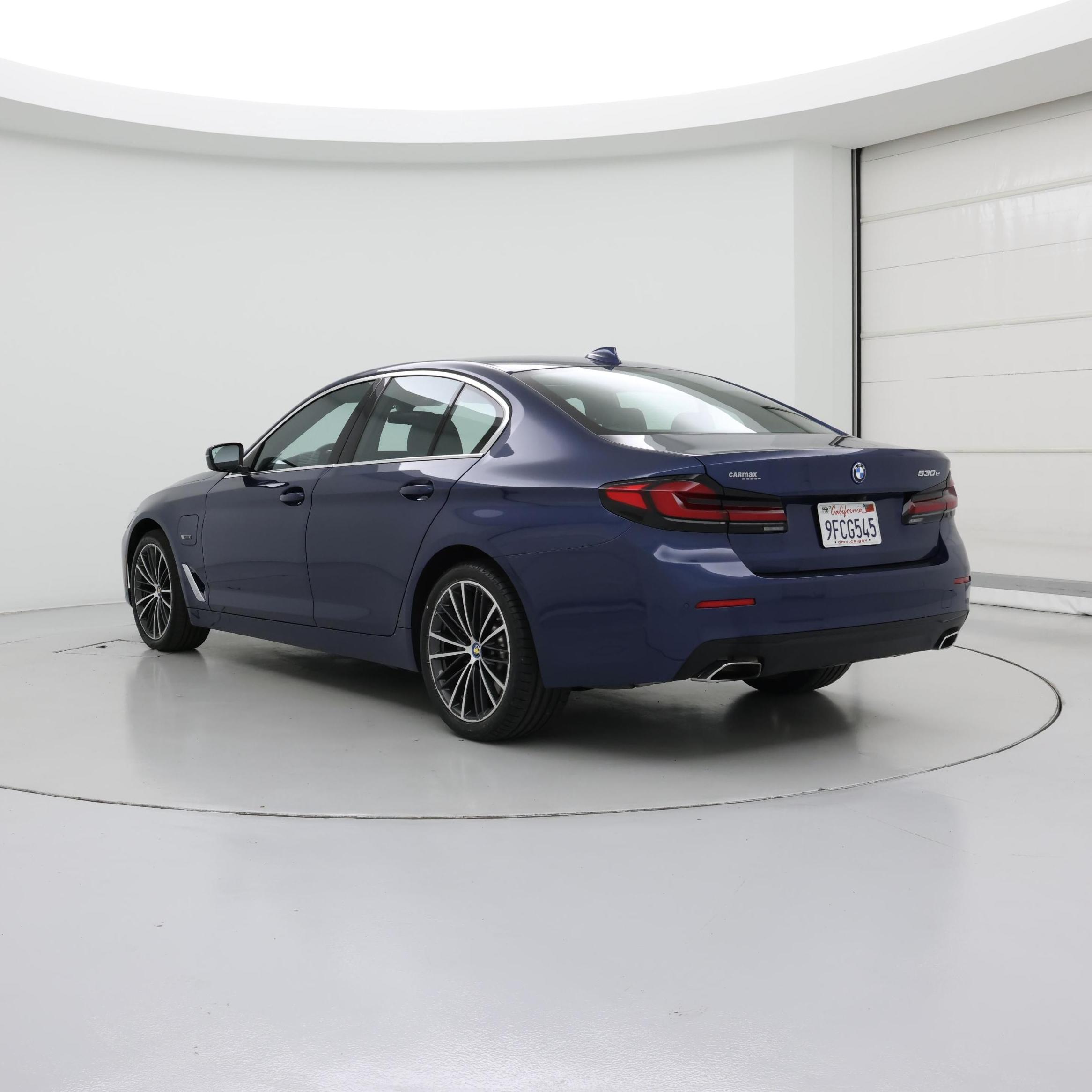 Thumbnail: 2023 BMW 5 Series - 2