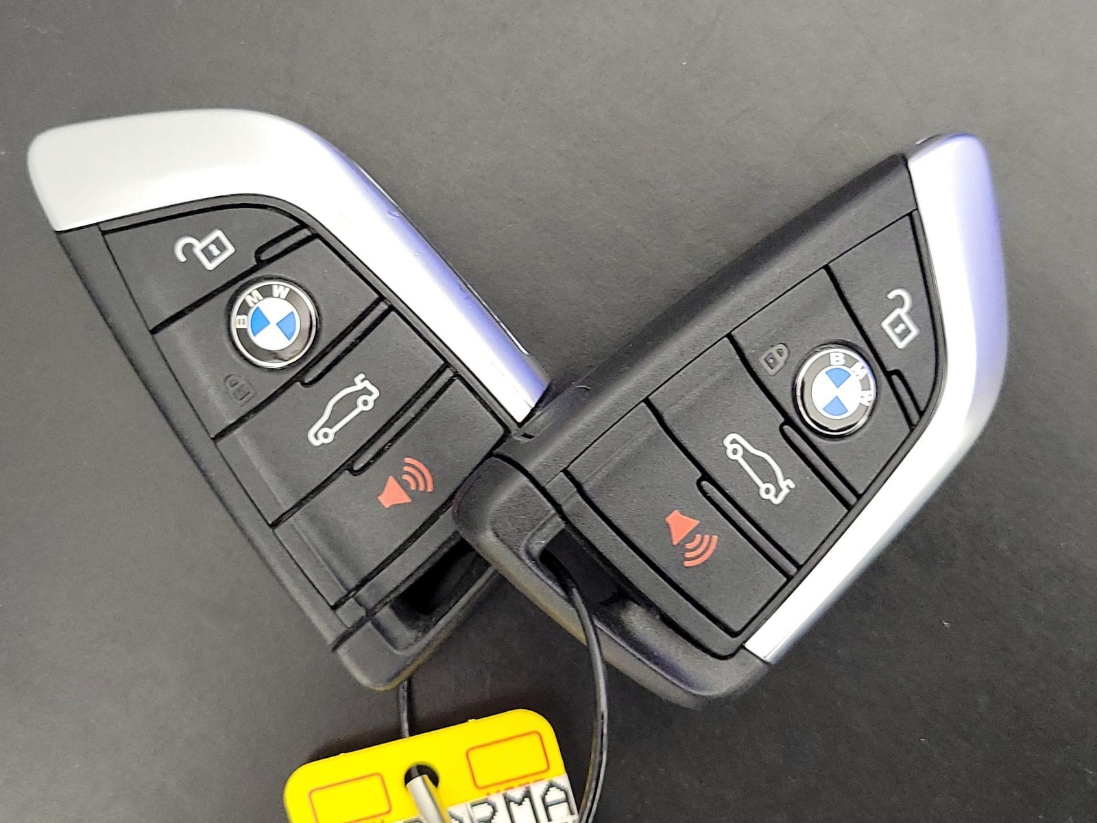 2023 BMW 5 Series 530e - Photo 25