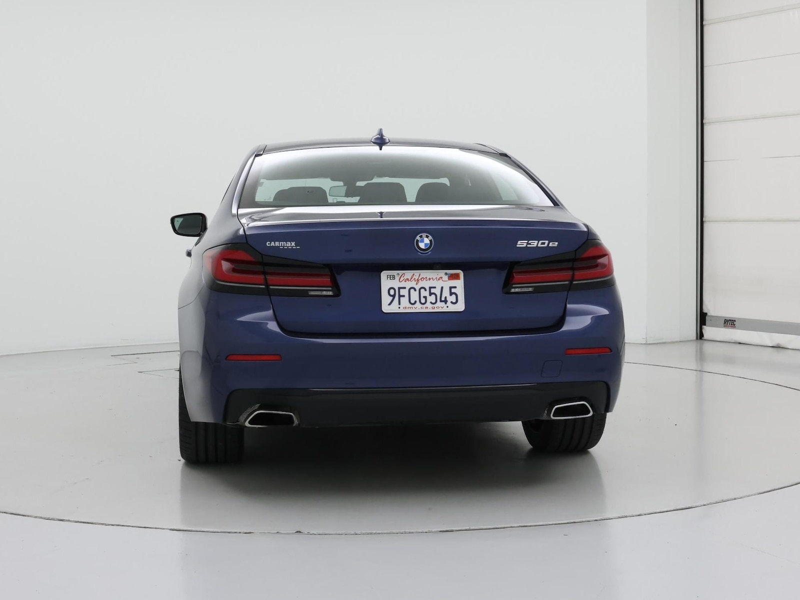 2023 BMW 5 Series 530e - Photo 7