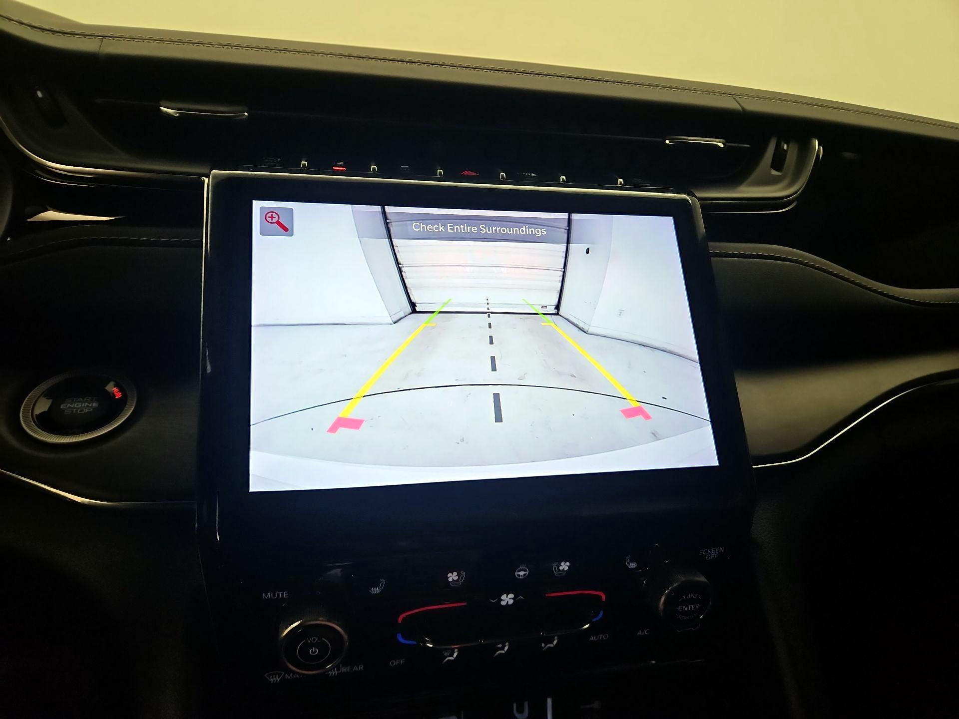 Thumbnail: 2023 Jeep Grand Cherokee - 15