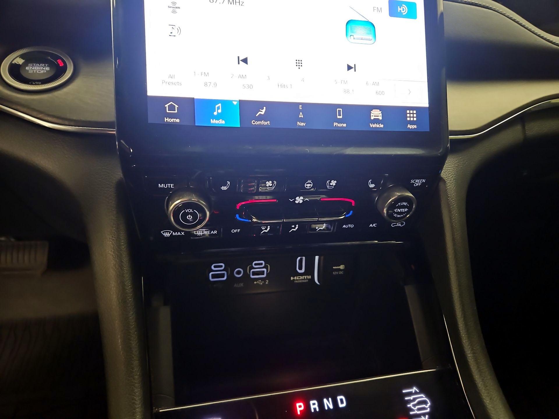 Thumbnail: 2023 Jeep Grand Cherokee - 17