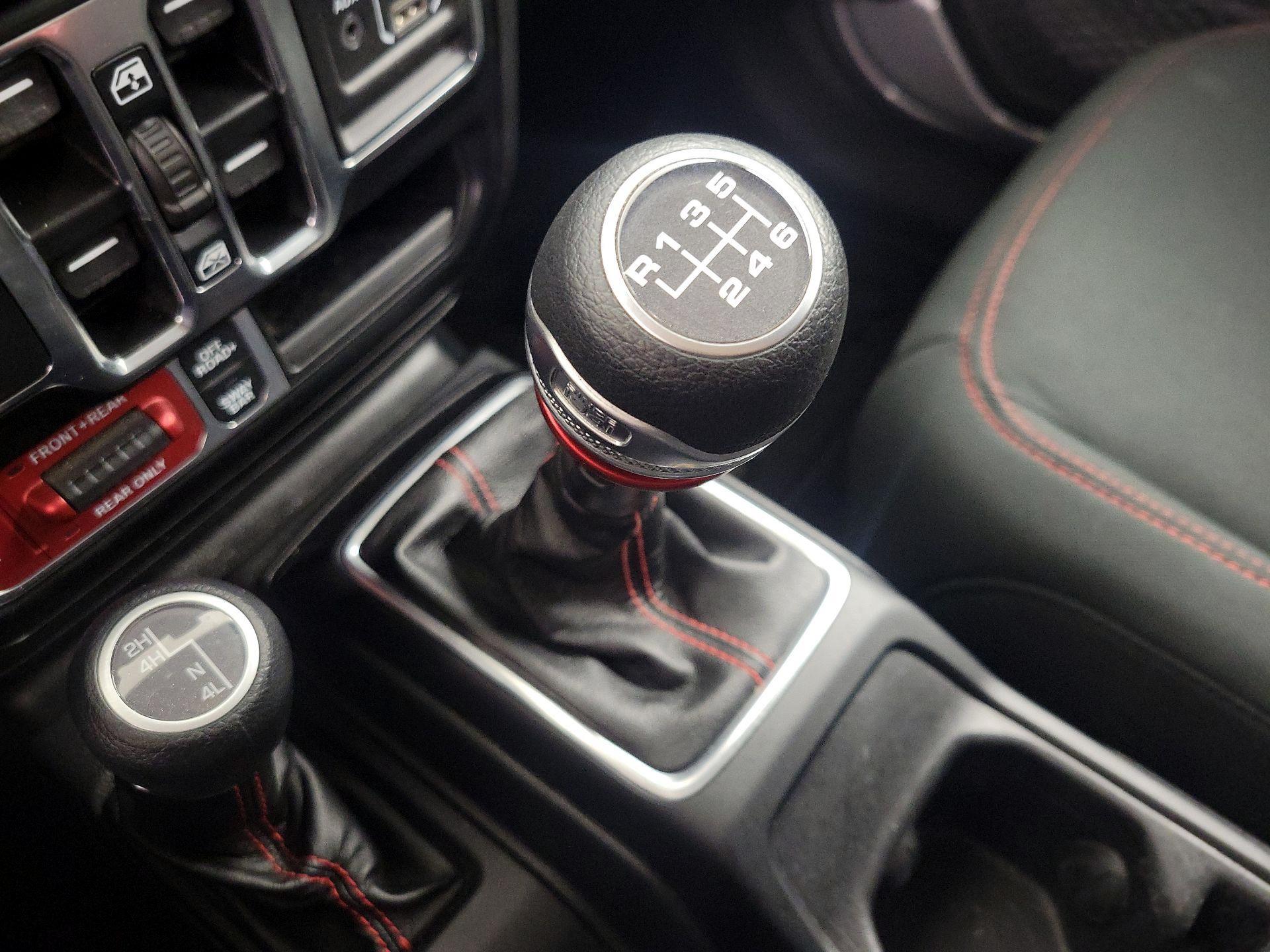 Thumbnail: 2022 Jeep Gladiator - 18