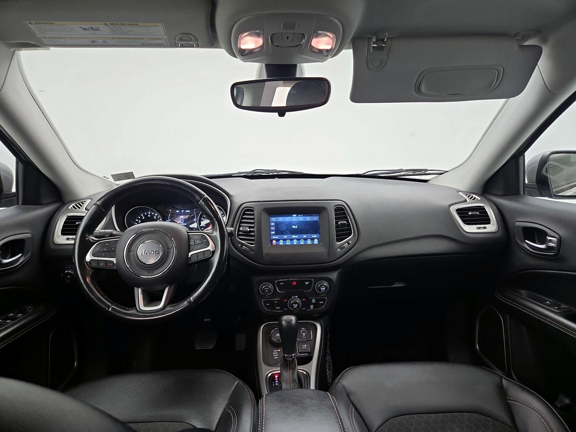 Thumbnail: 2019 Jeep Compass - 9