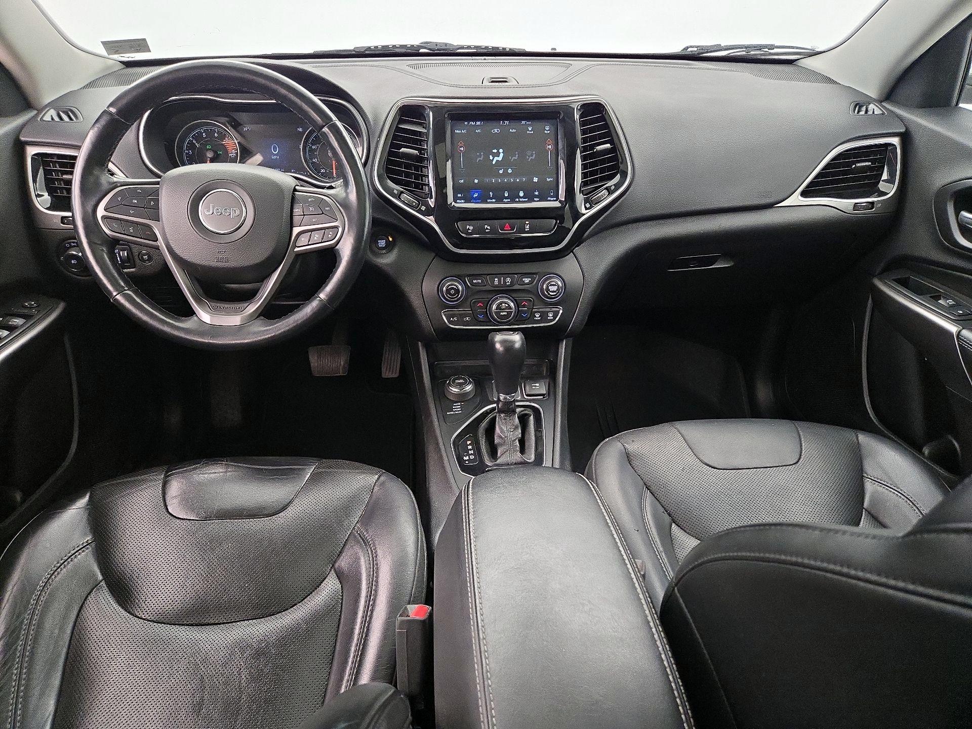 Thumbnail: 2019 Jeep Cherokee - 9