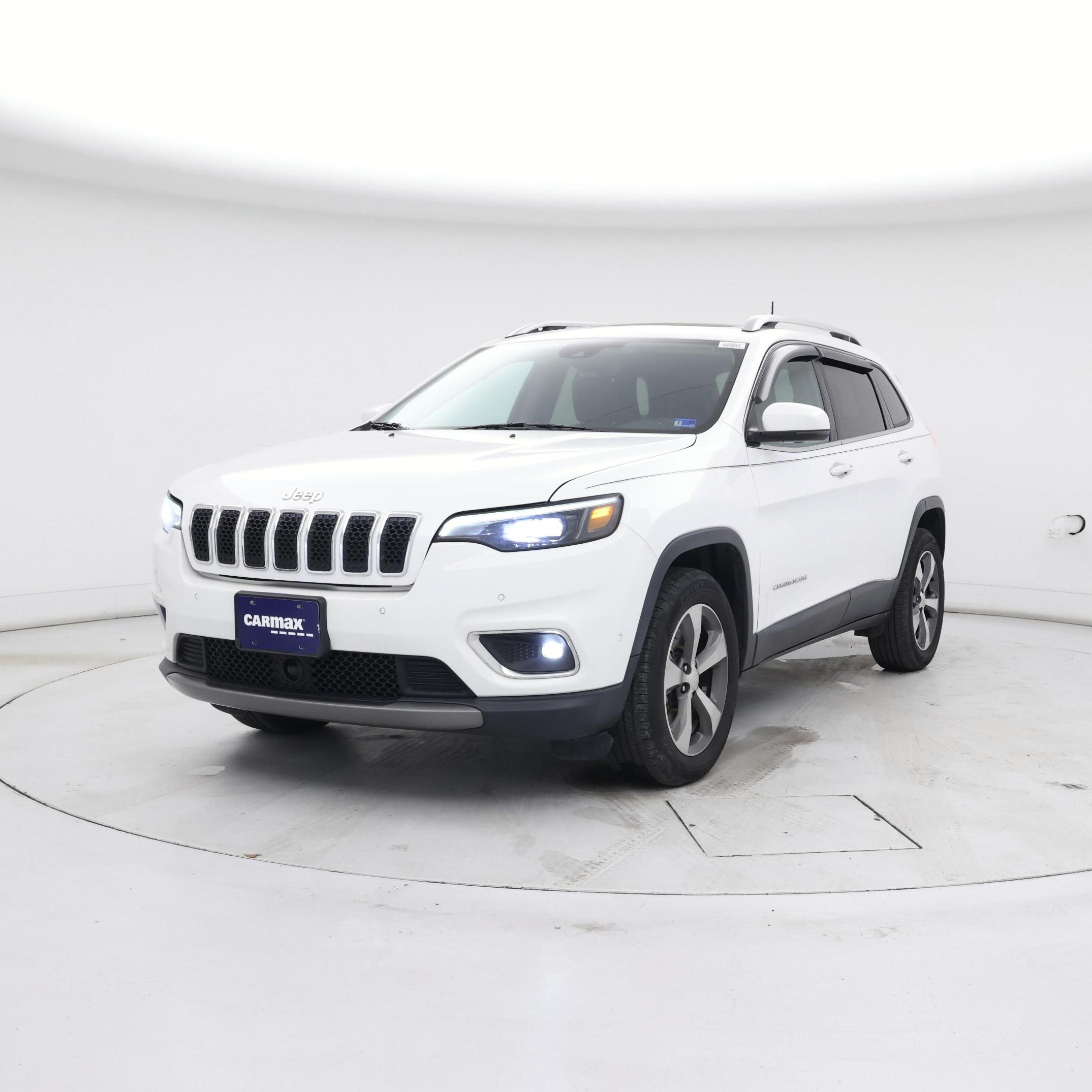 Thumbnail: 2019 Jeep Cherokee - 4