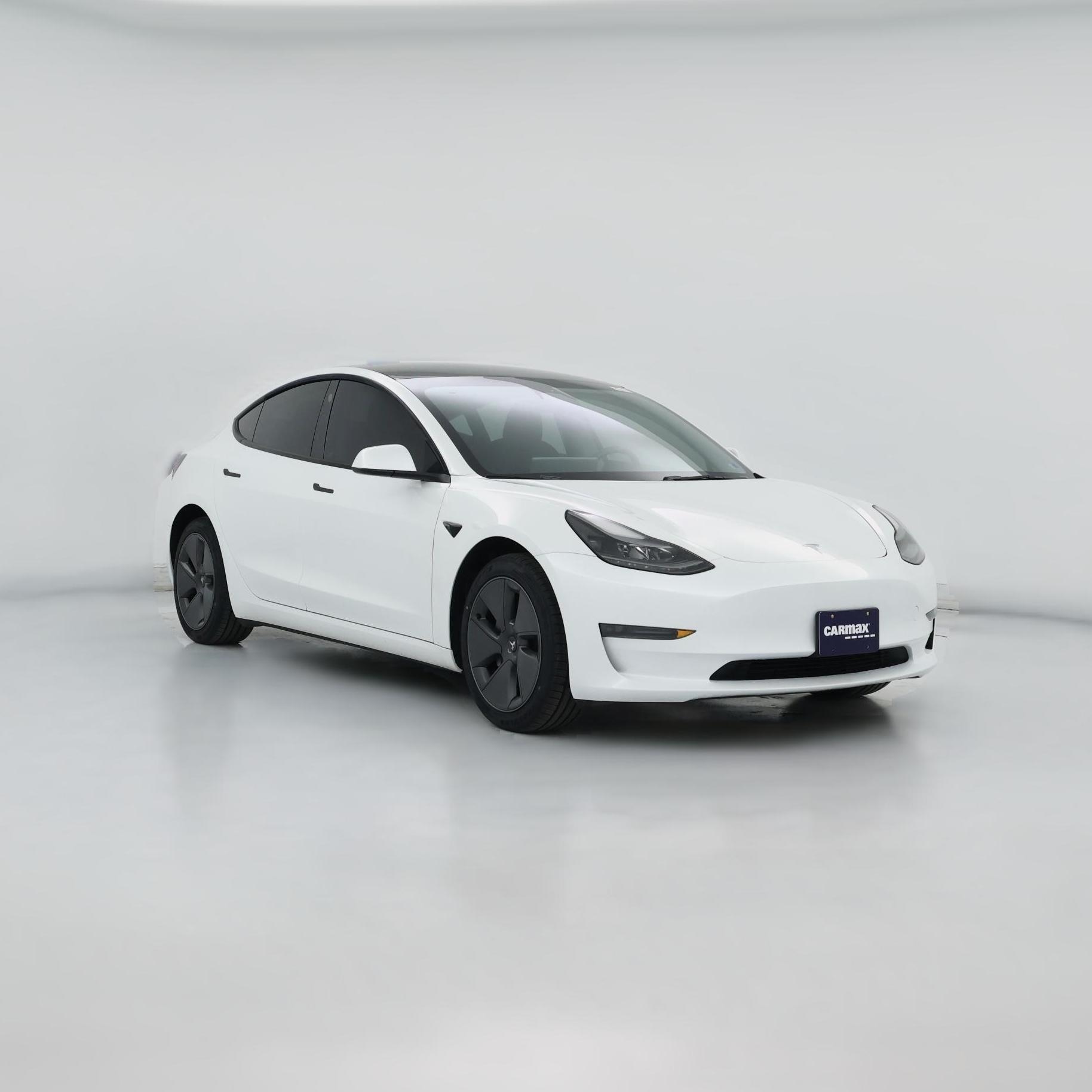 Thumbnail: 2023 Tesla Model 3 - 1