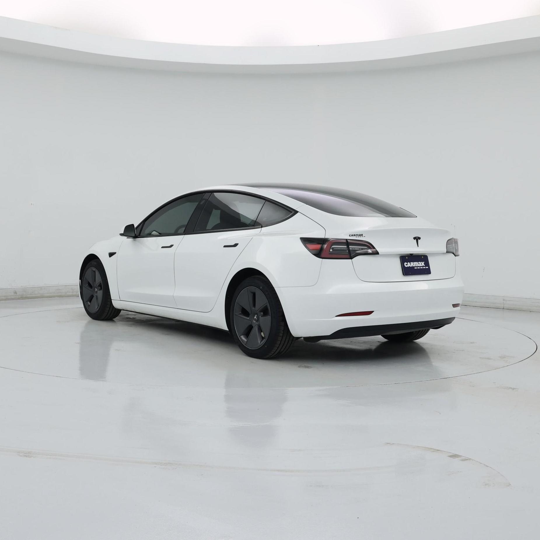 Thumbnail: 2023 Tesla Model 3 - 2