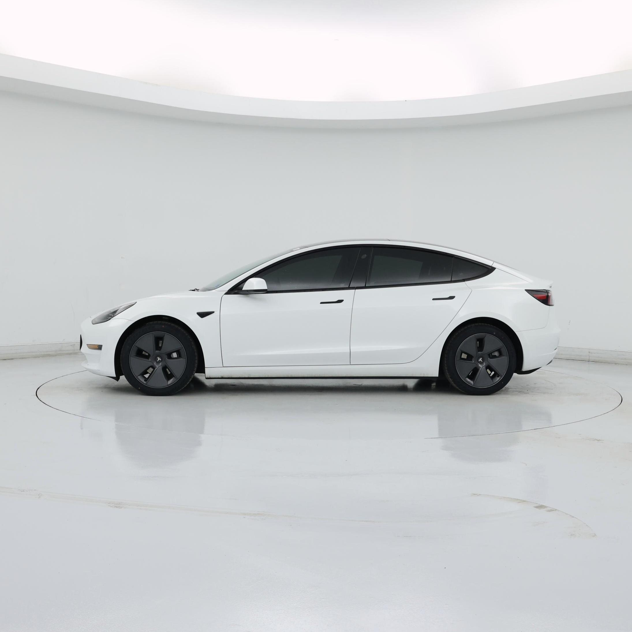 Thumbnail: 2023 Tesla Model 3 - 3