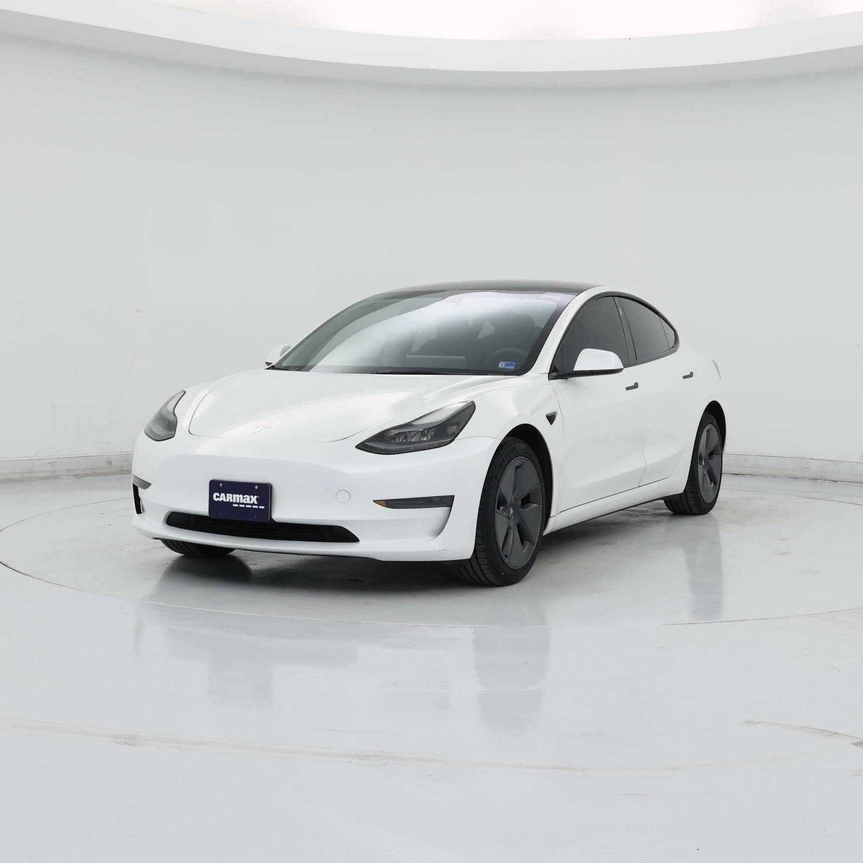 Thumbnail: 2023 Tesla Model 3 - 4
