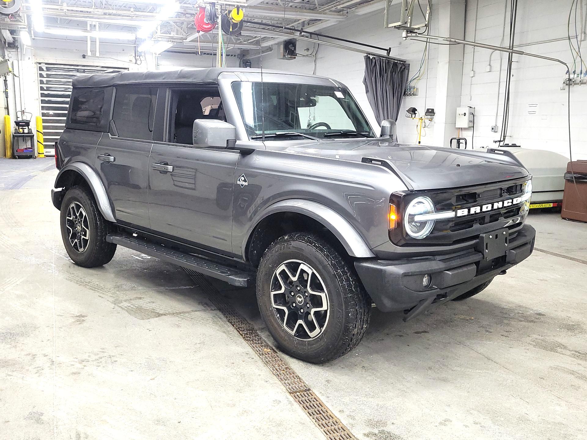 Thumbnail: 2022 Ford Bronco - 1