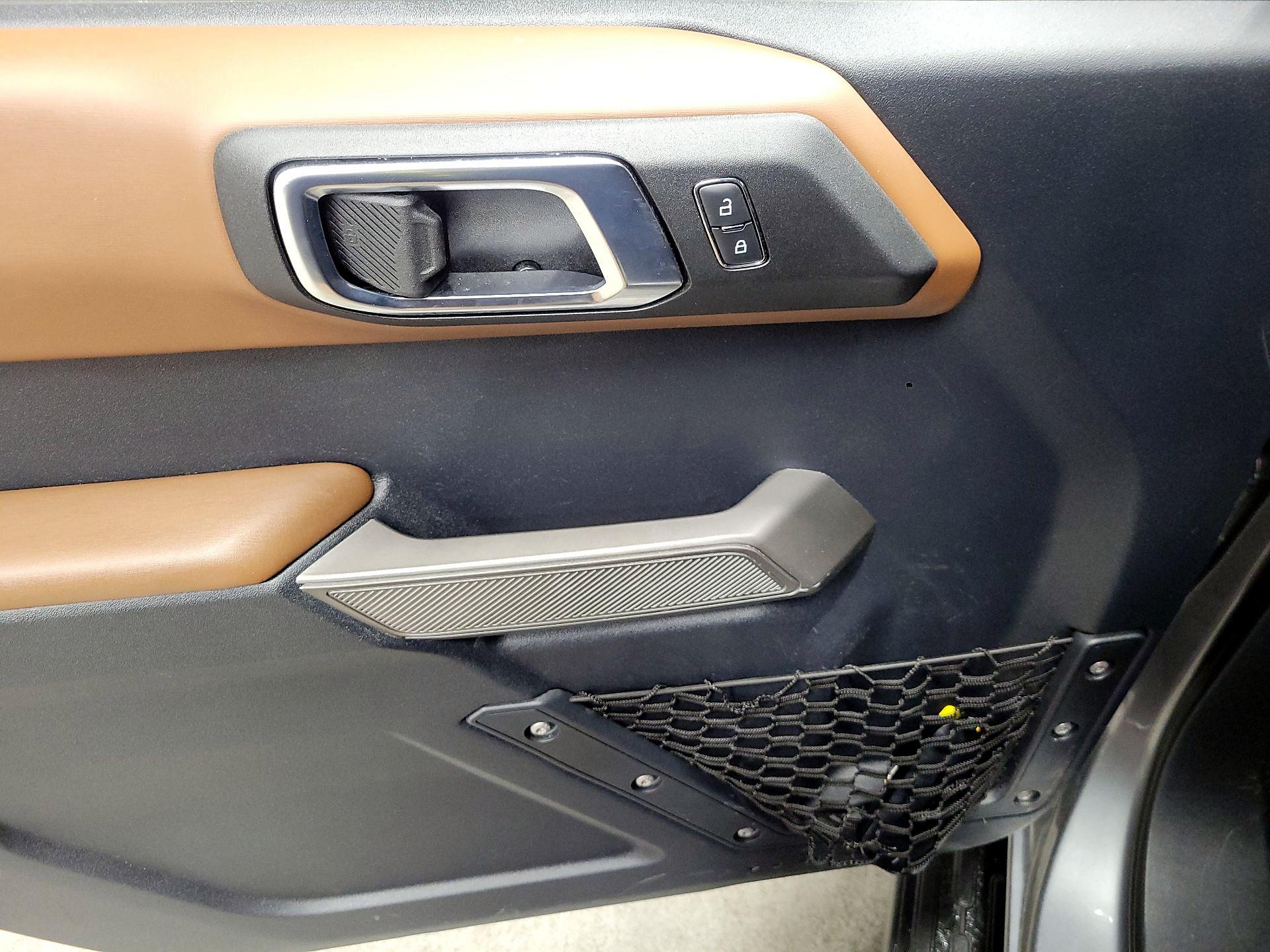 Thumbnail: 2022 Ford Bronco - 10