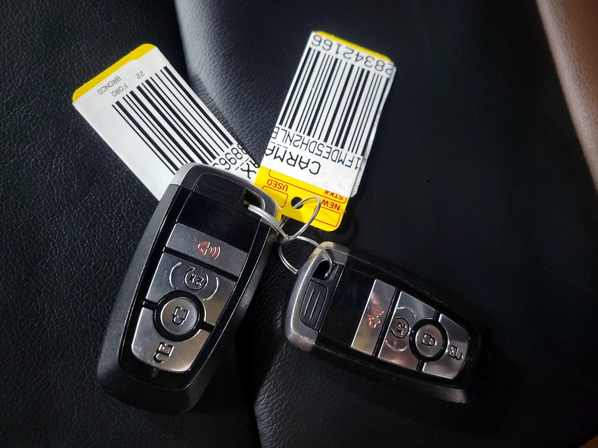 Thumbnail: 2022 Ford Bronco - 20