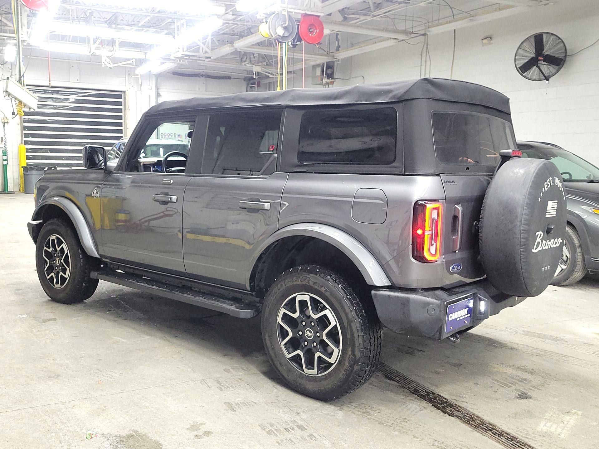 Thumbnail: 2022 Ford Bronco - 7