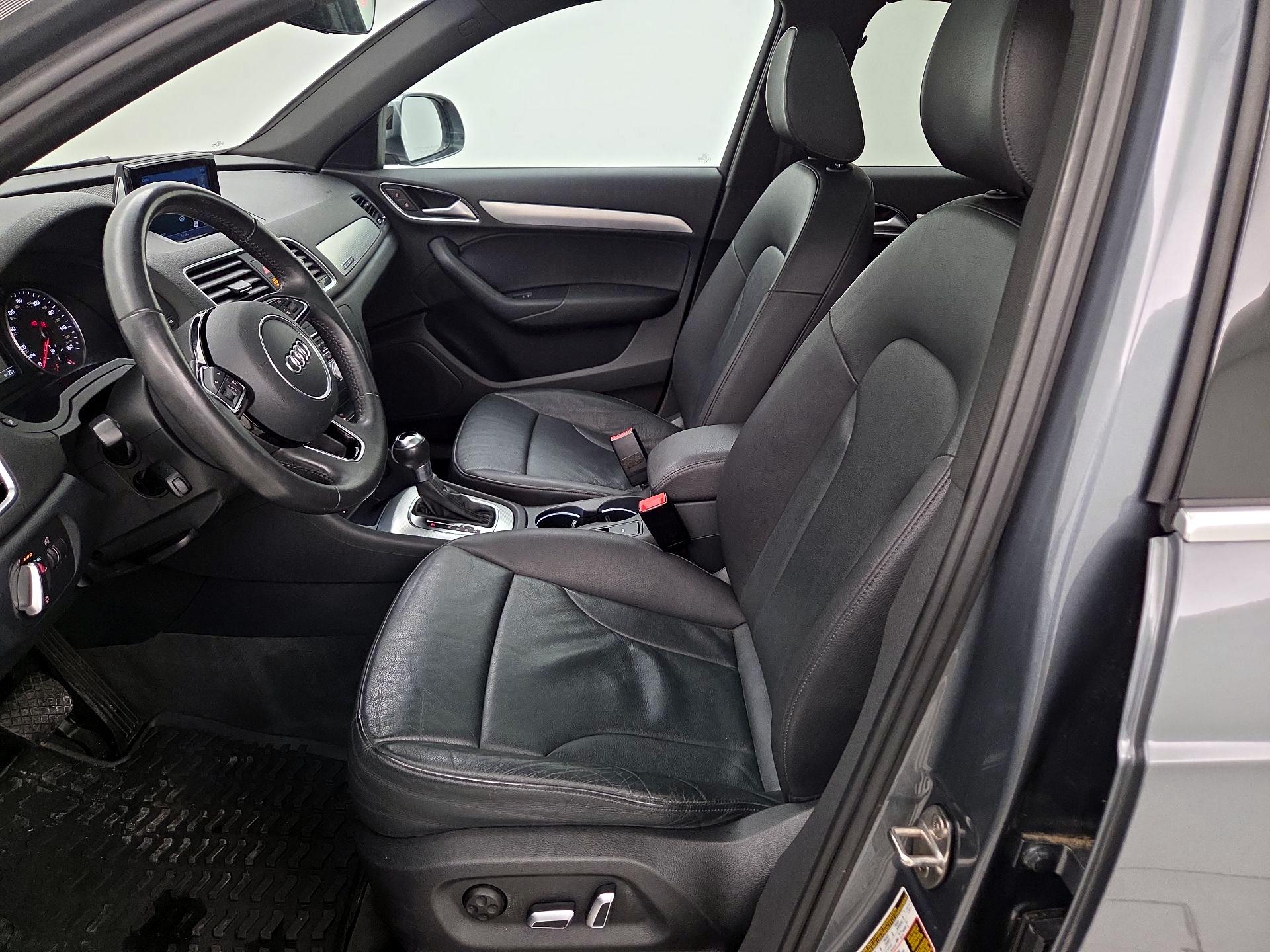 Thumbnail: 2016 Audi Q3 - 11