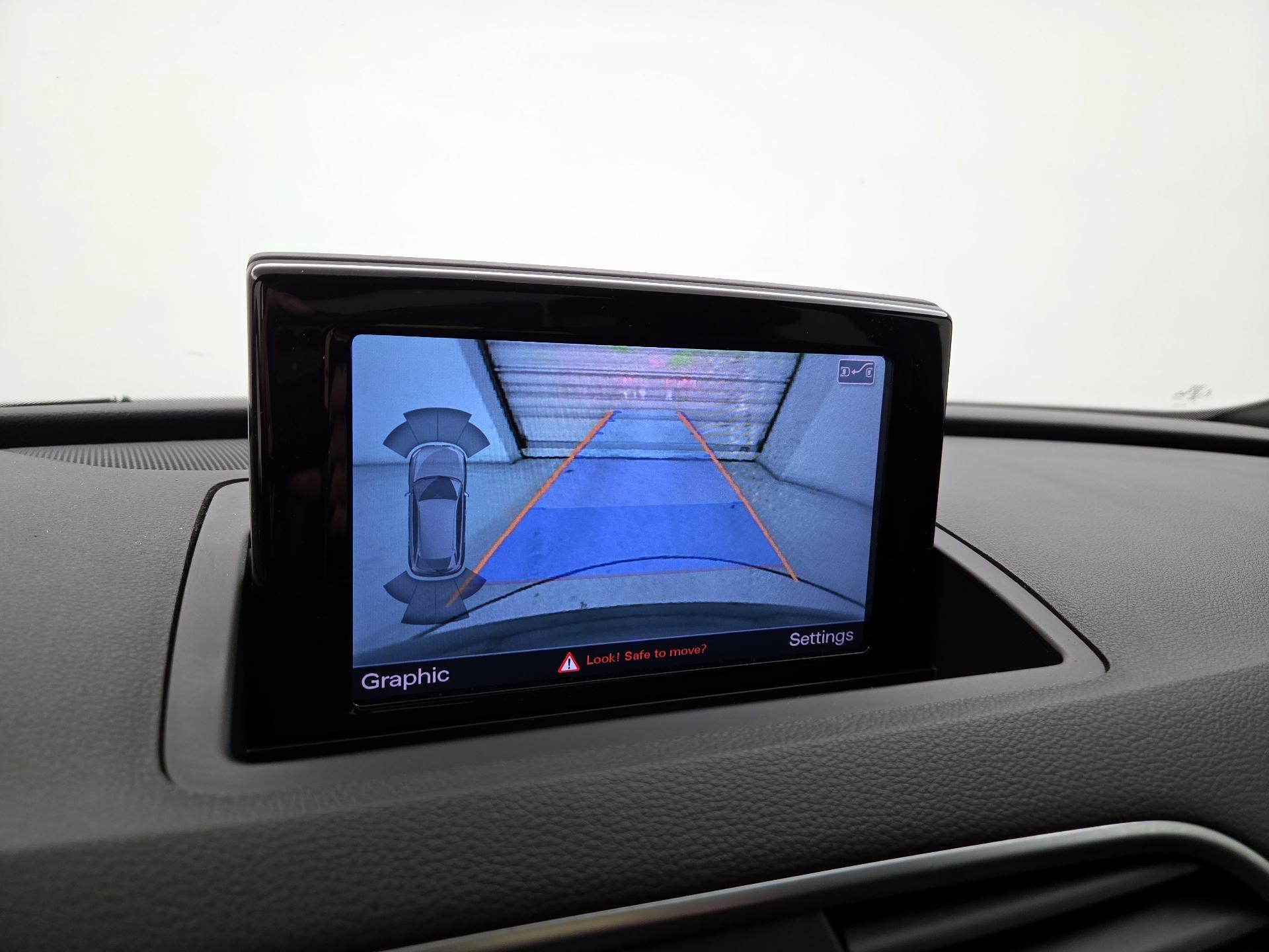 Thumbnail: 2016 Audi Q3 - 15