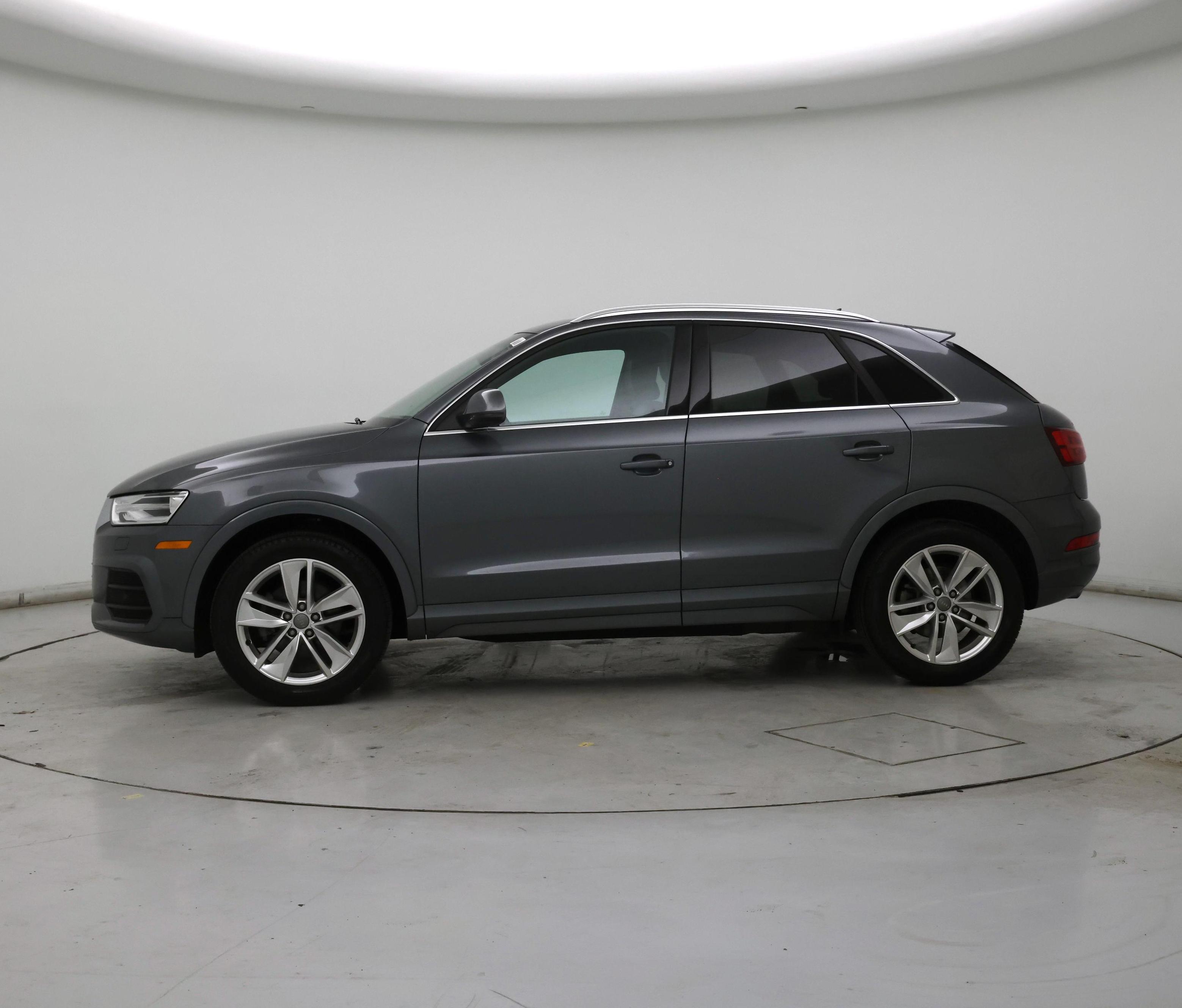 Thumbnail: 2016 Audi Q3 - 3