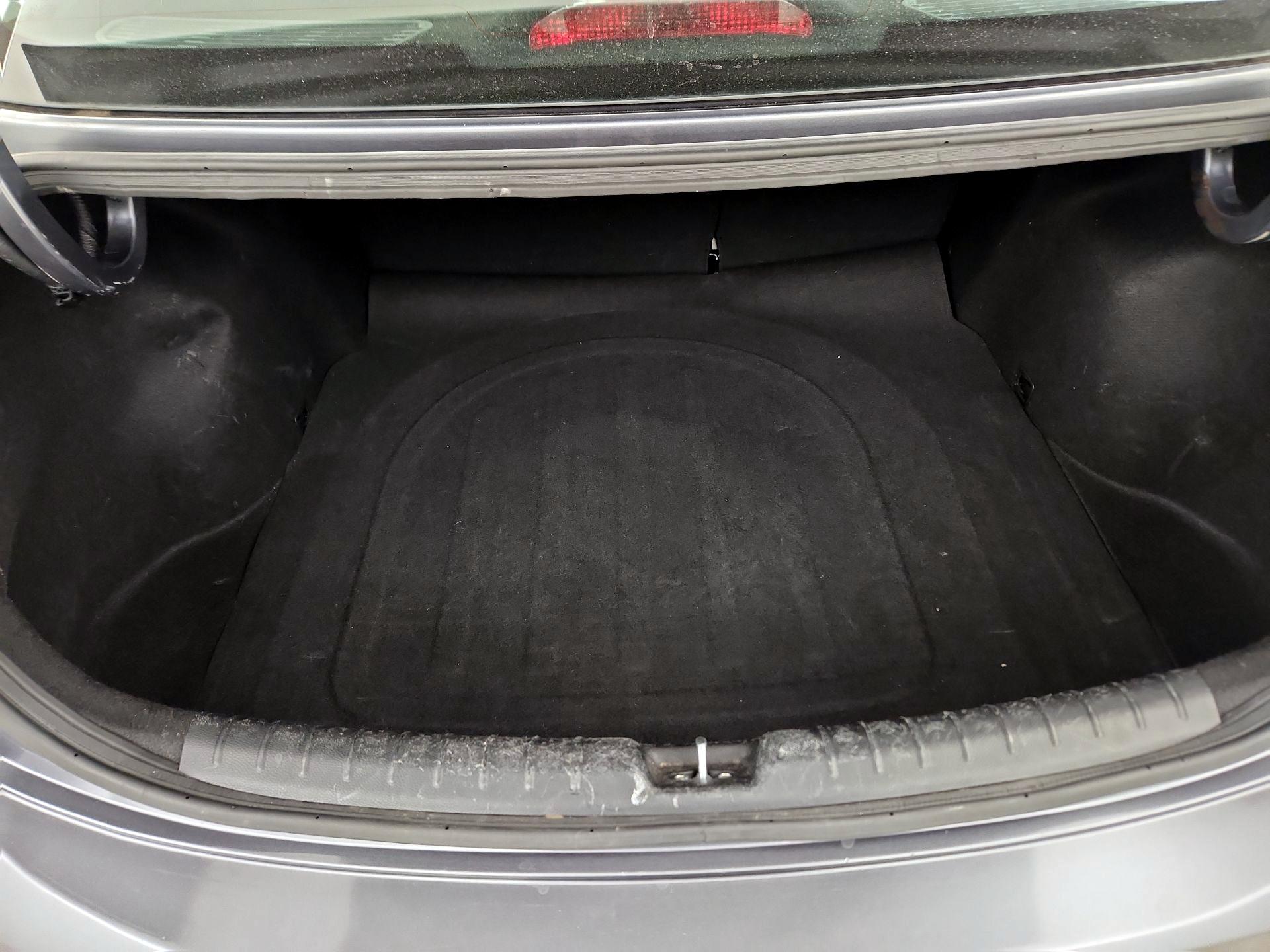 Thumbnail: 2020 Kia Rio - 20