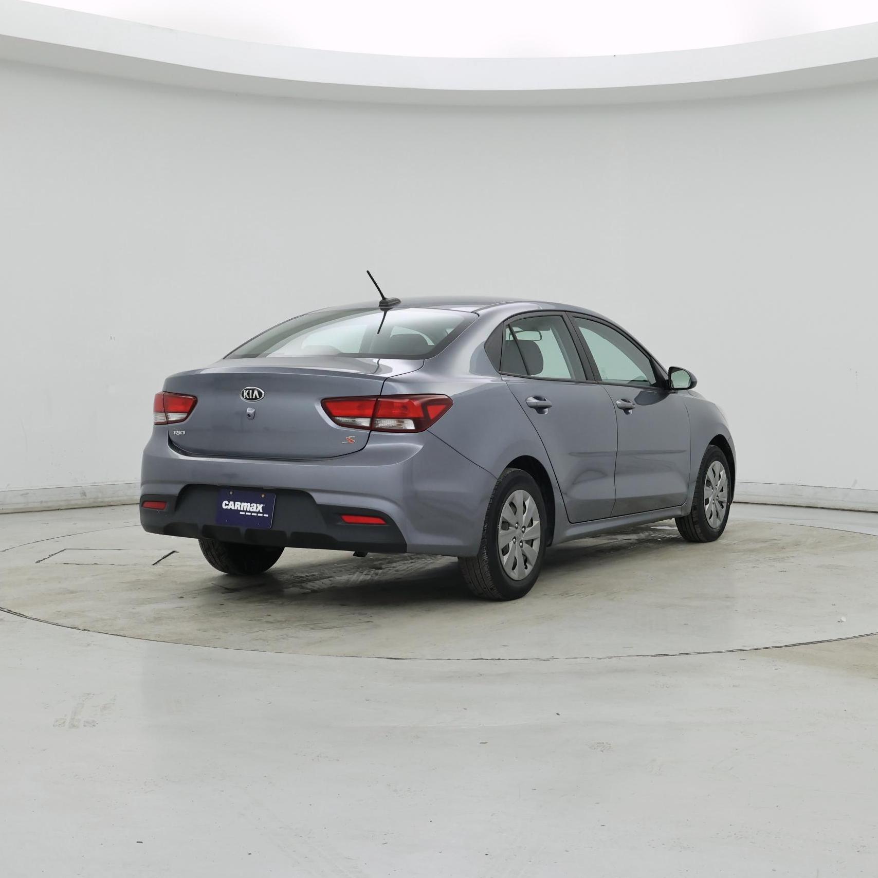 Thumbnail: 2020 Kia Rio - 8