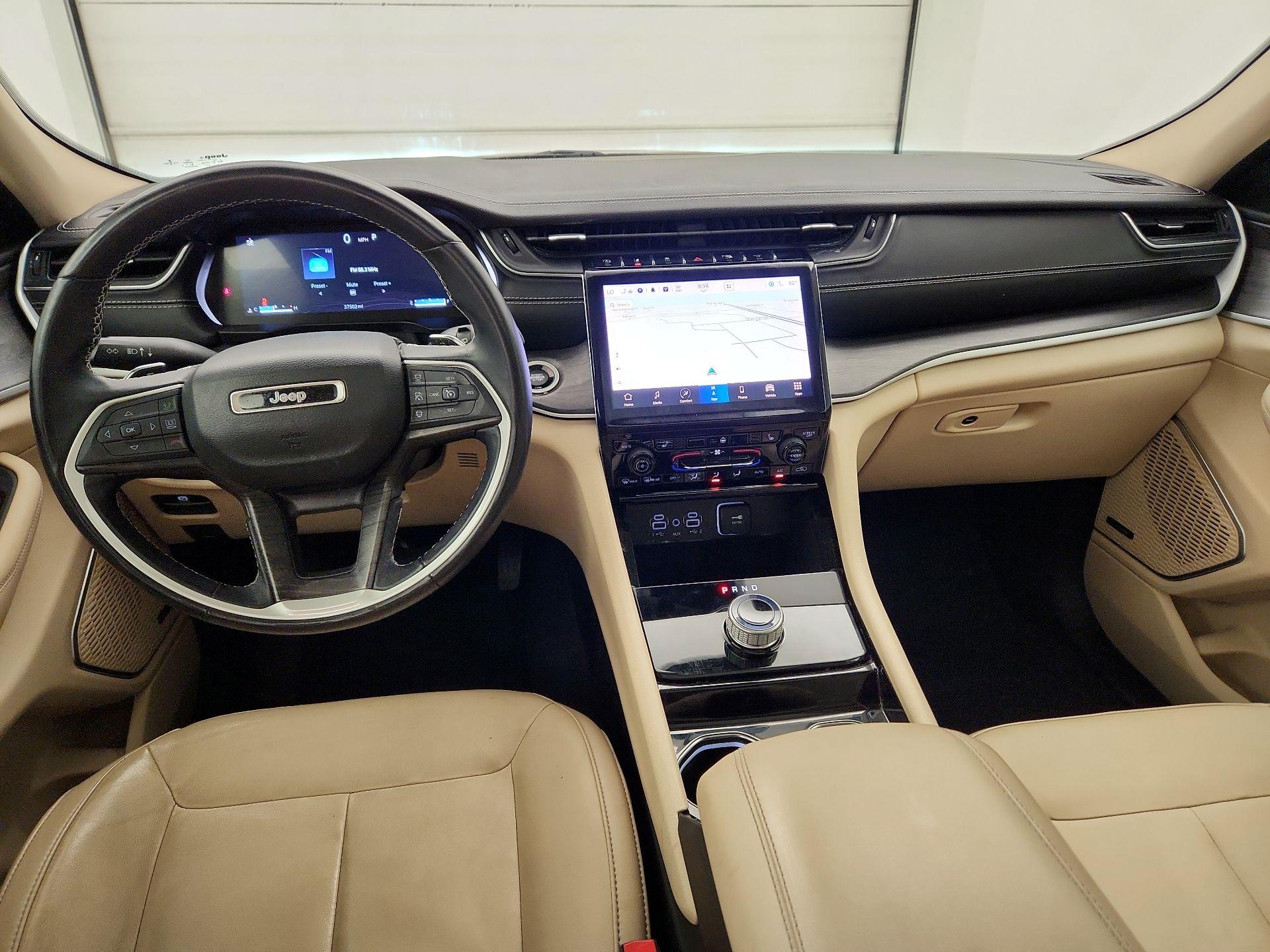 Thumbnail: 2022 Jeep Grand Cherokee L - 9