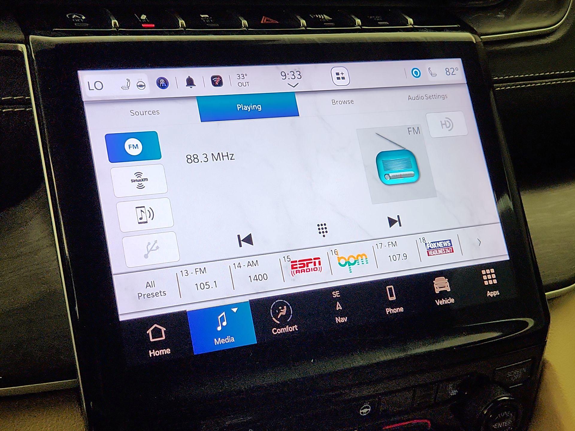 Thumbnail: 2022 Jeep Grand Cherokee L - 16