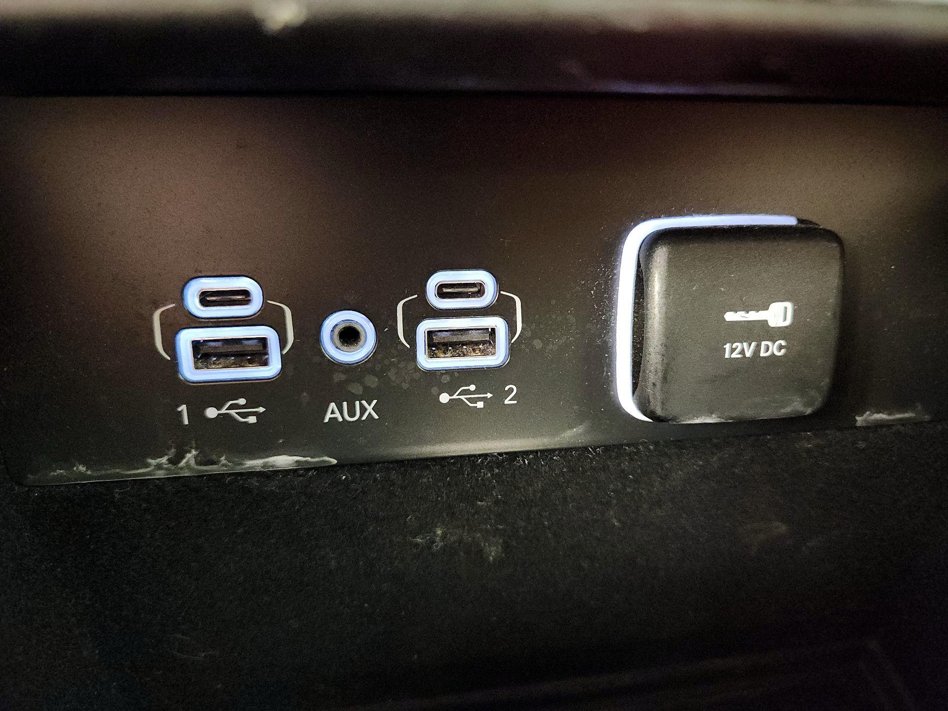 Thumbnail: 2022 Jeep Grand Cherokee L - 19