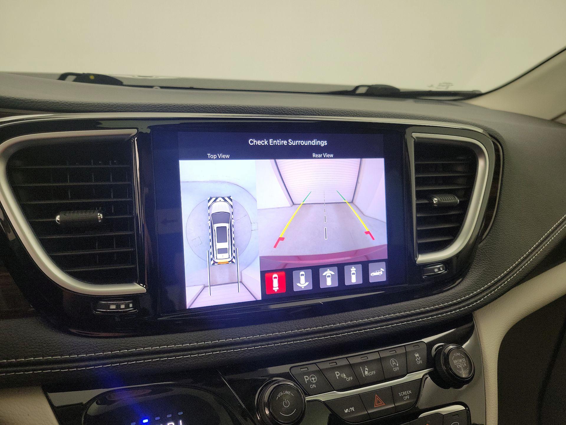 Thumbnail: 2022 Chrysler Pacifica - 15