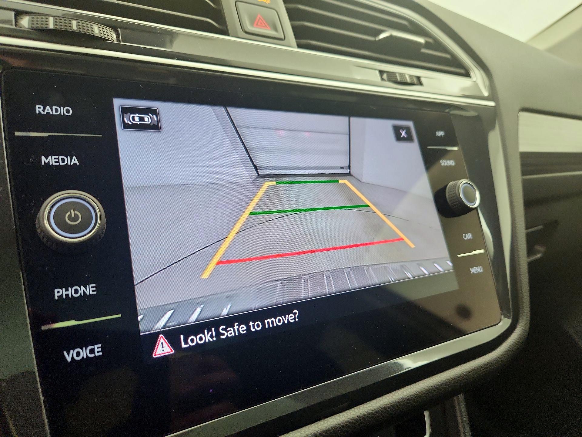 Thumbnail: 2024 Volkswagen Tiguan - 14