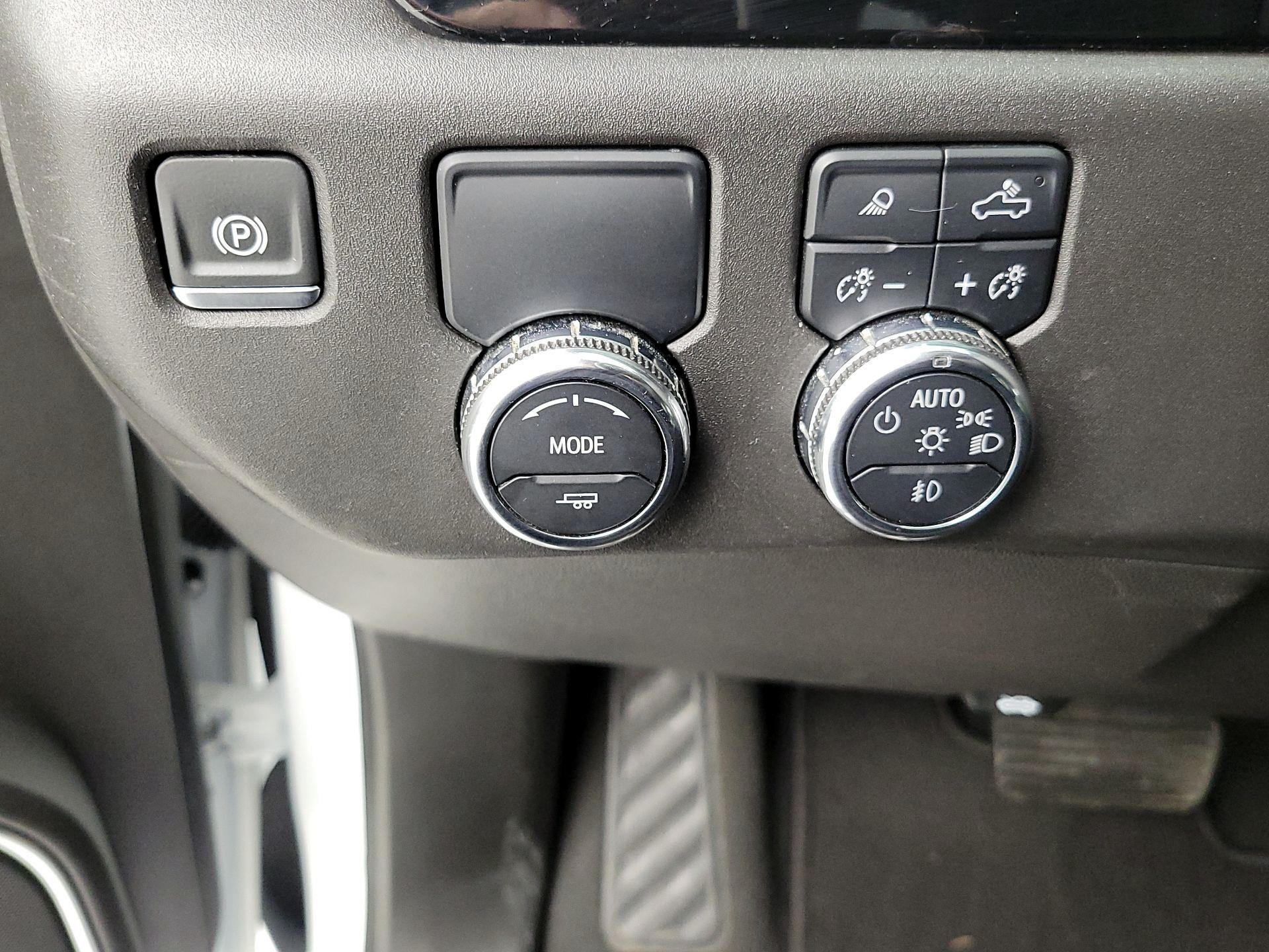 Thumbnail: 2024 GMC Sierra 1500 - 13